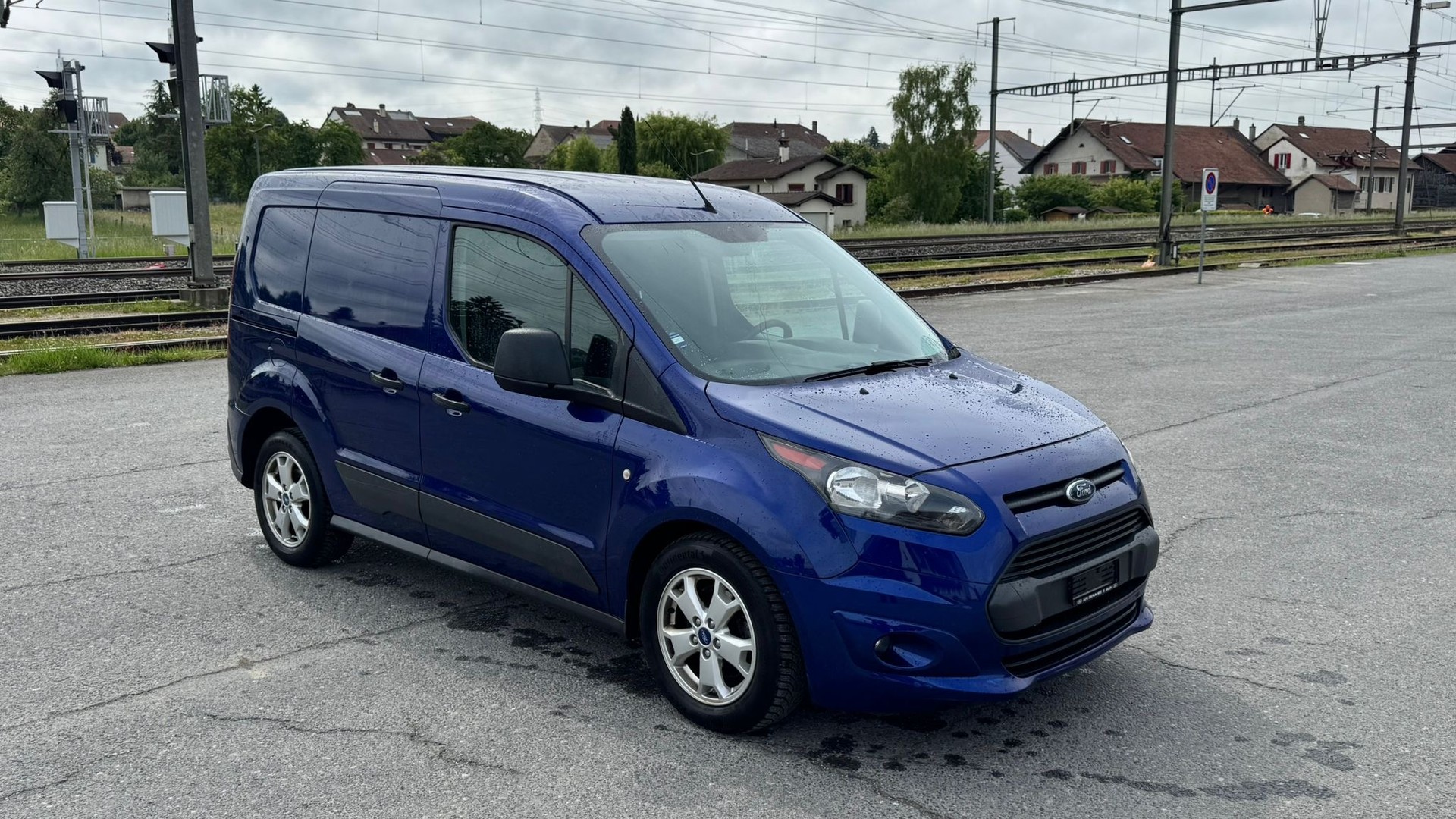 FORD Transit Connect Van T200 1.0 EcoBoost Ambiente-image-4