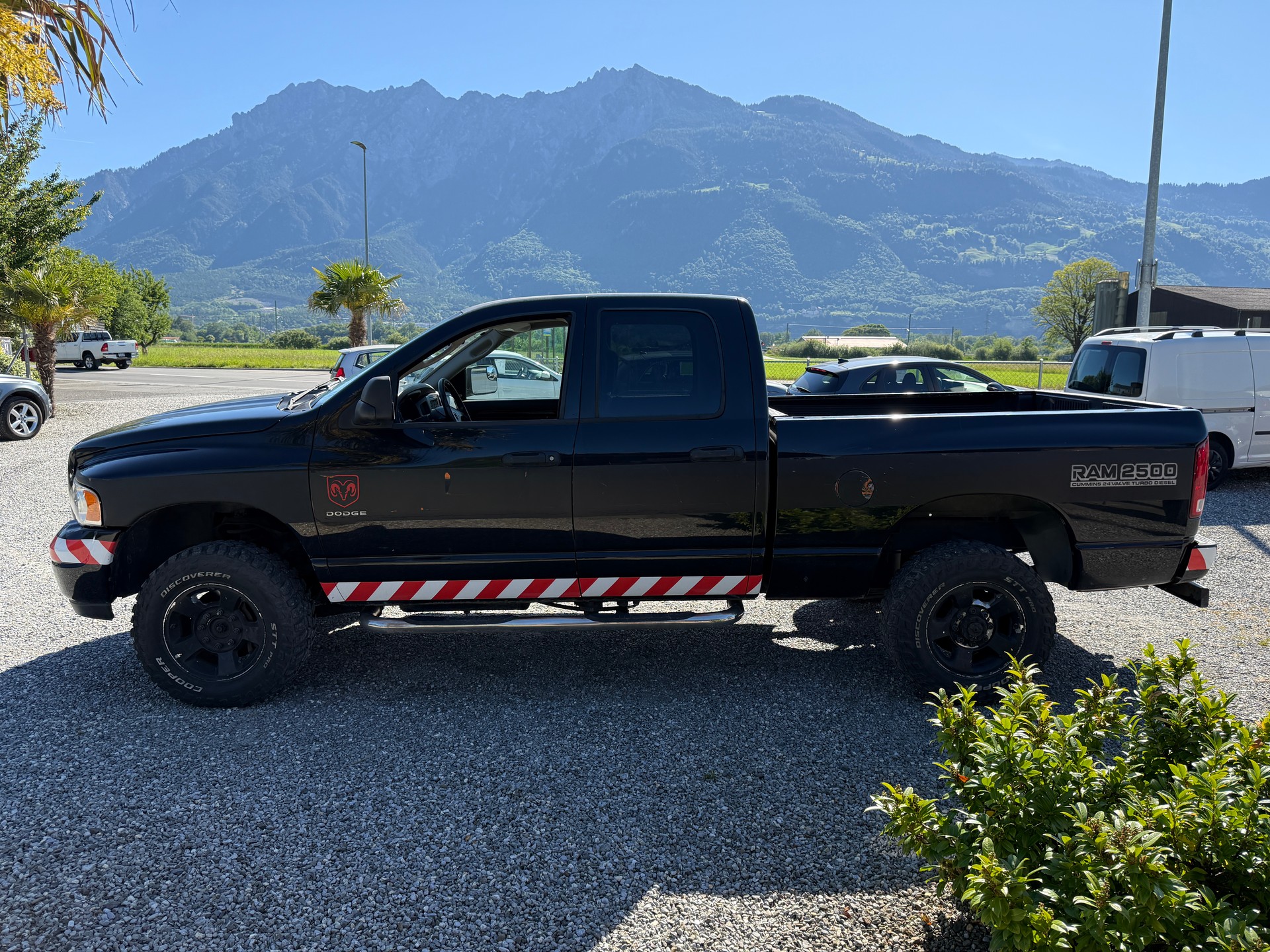 DODGE 2500 SLT QUAD CAB 5.9 Cummins-image-10