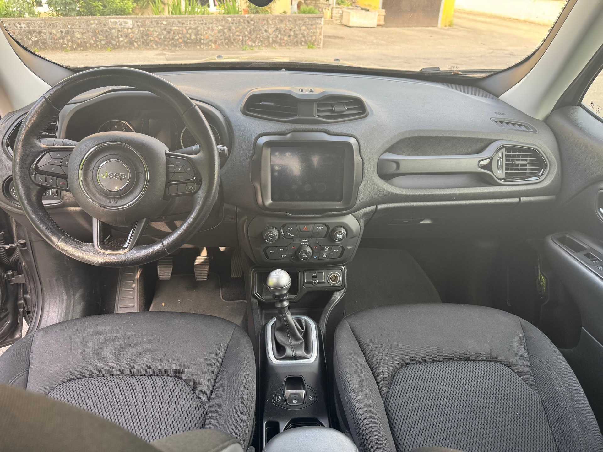 JEEP Renegade 1.4 Turbo Street Edition-image-6