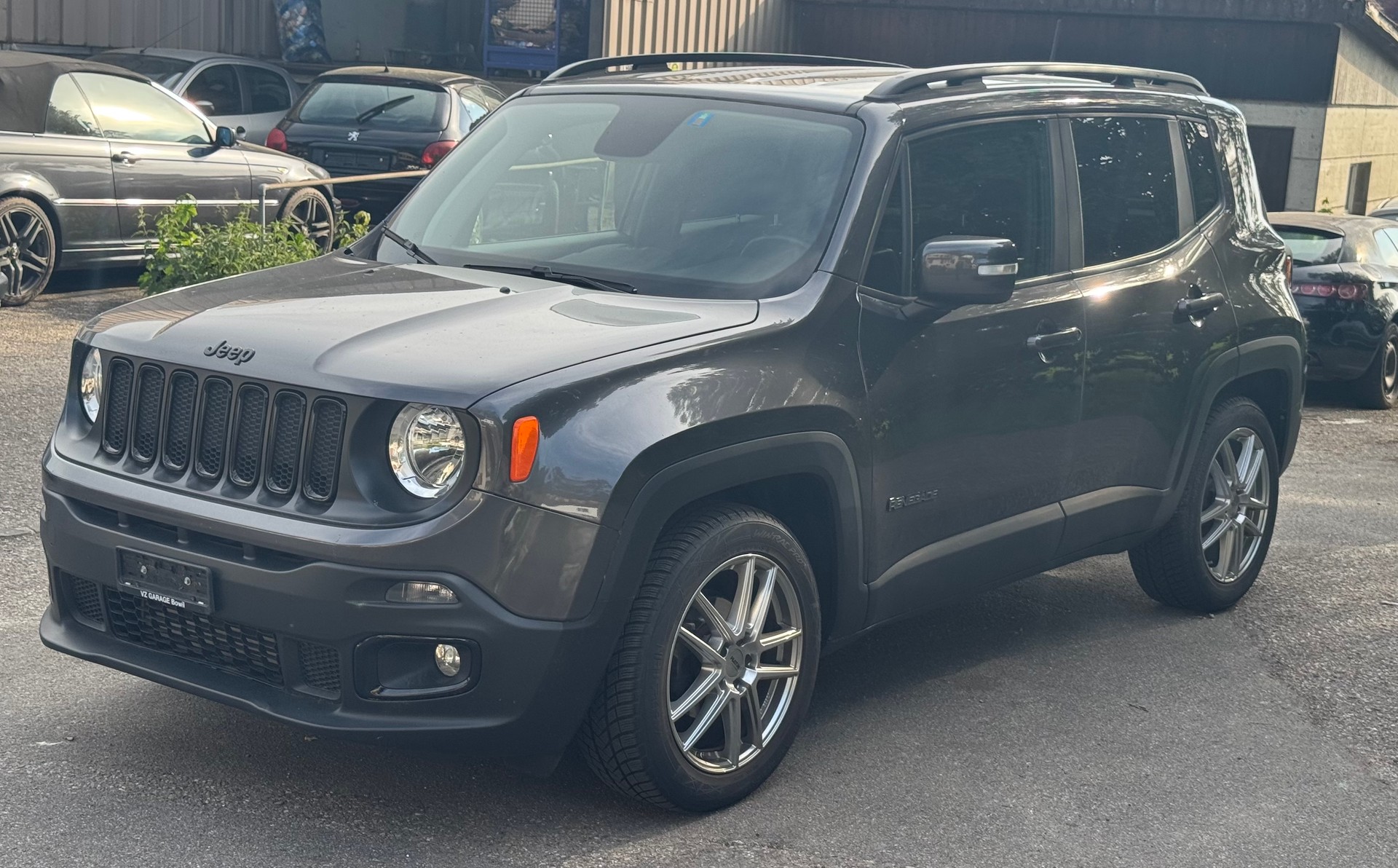 JEEP Renegade 1.4 Turbo Street Edition-image-2