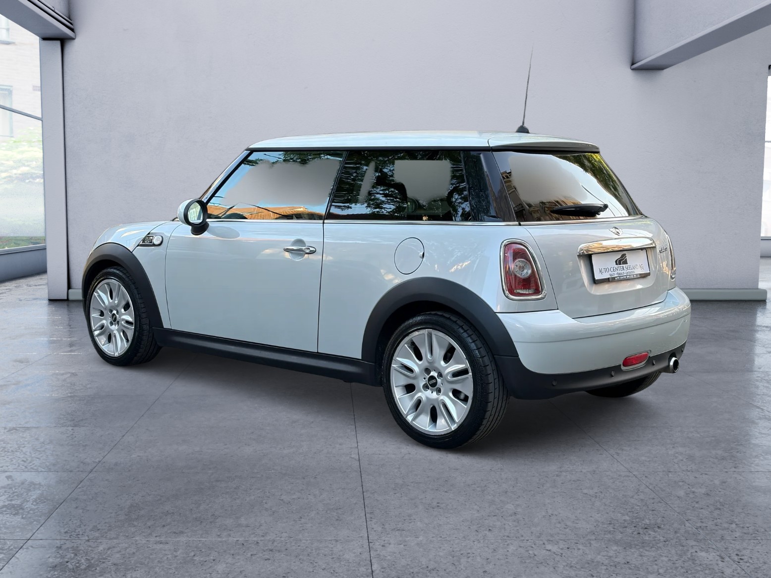 MINI Cooper Steptronic-image-6