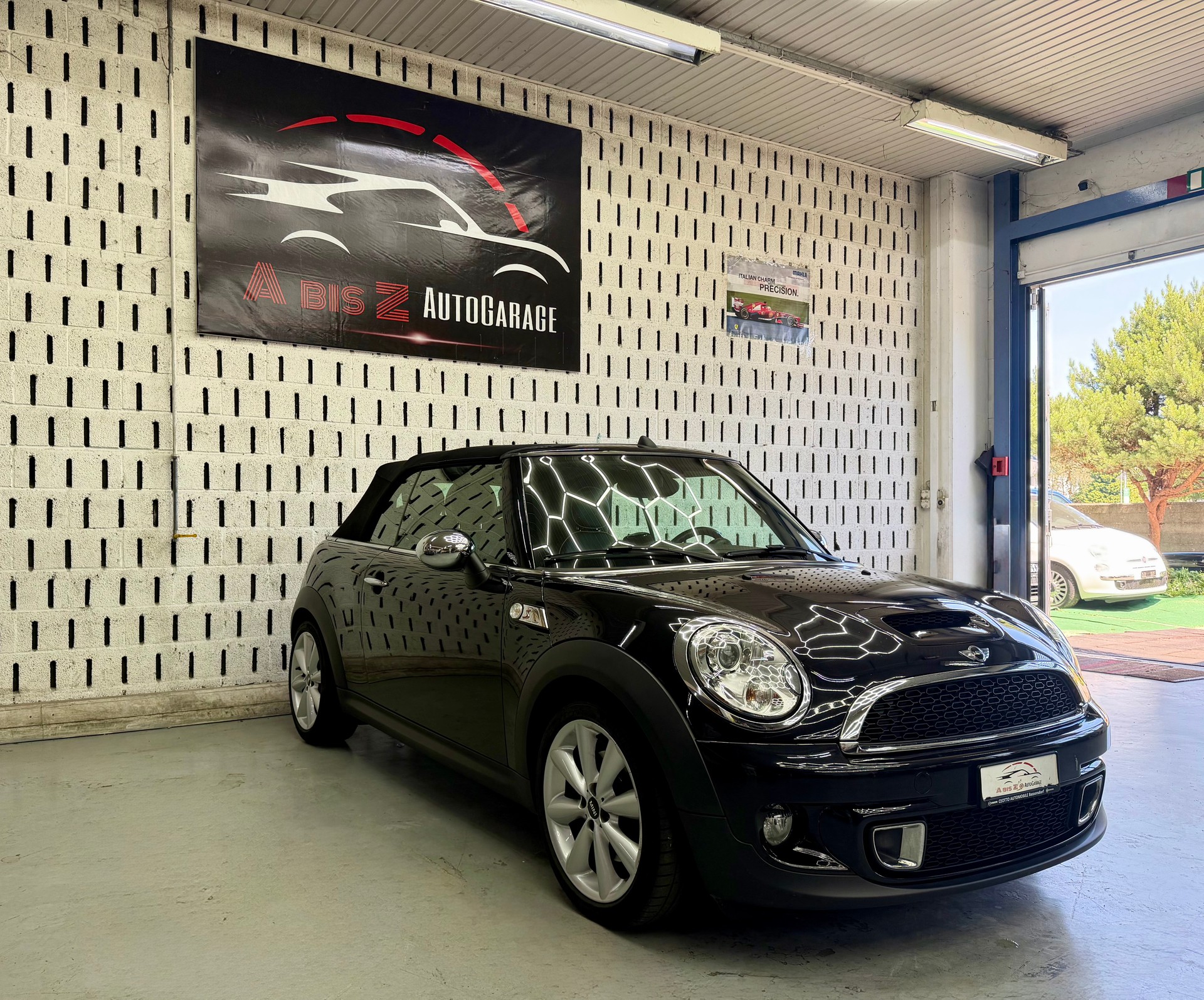 MINI Cooper S Cabriolet Steptronic-image-2