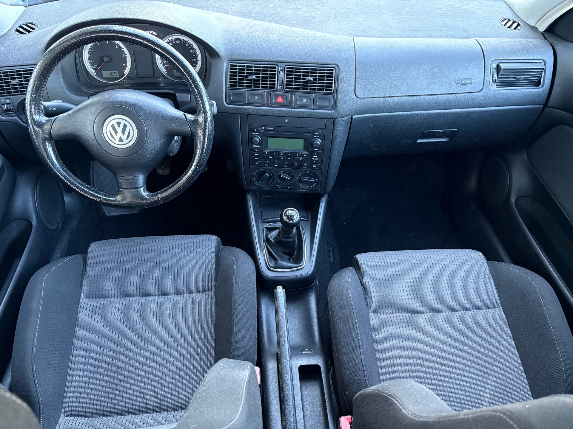 VW Golf Variant 1.6 16V Comfortline-image-9
