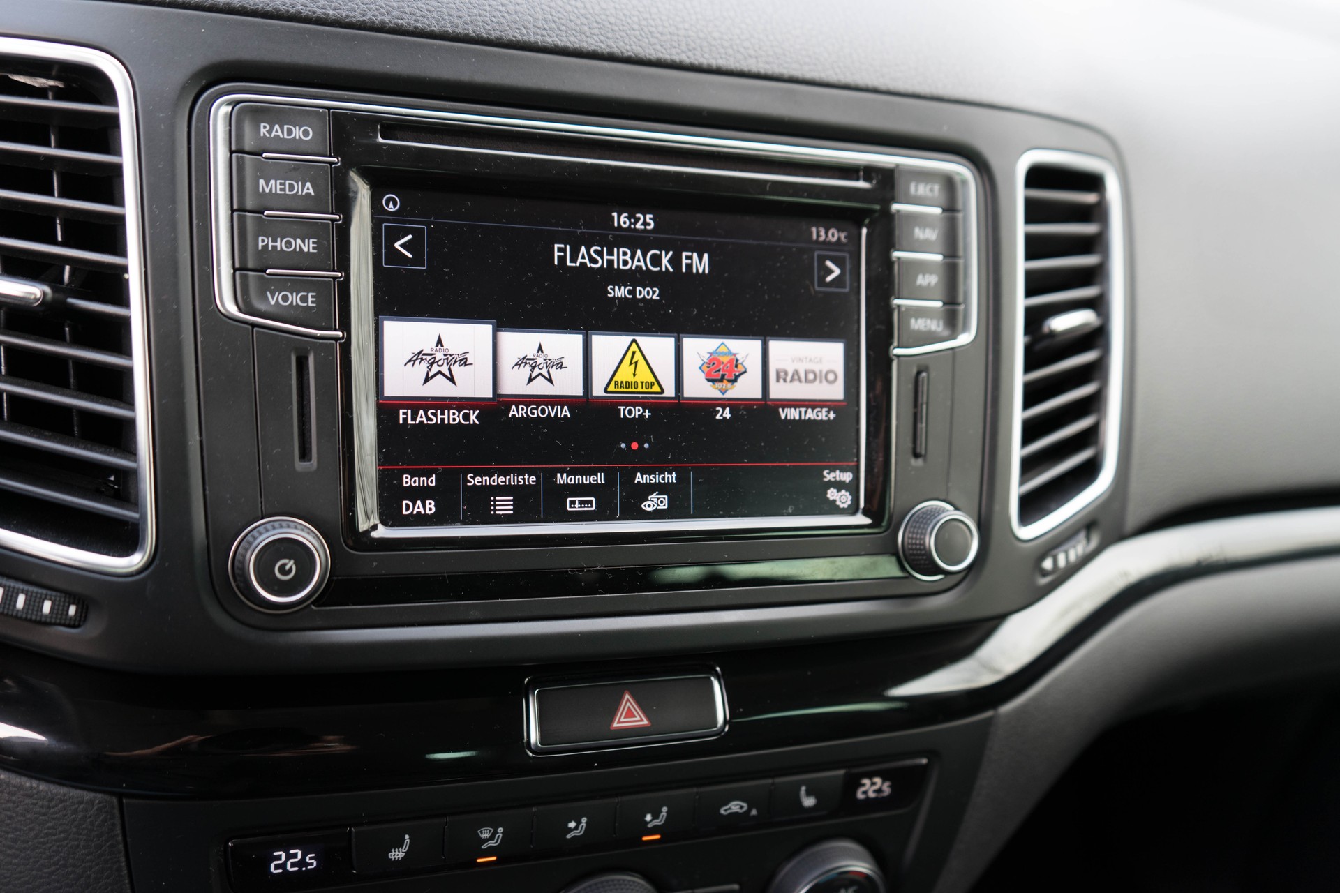 SEAT Alhambra 1.4 TSI FR Line DSG 7 PLÄTZER-image-26