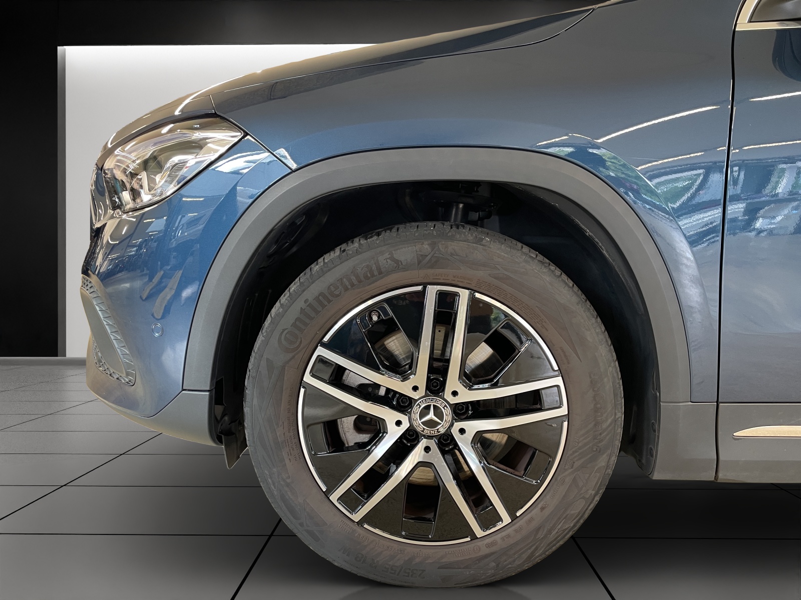 MERCEDES-BENZ GLA 220d 4Matic Progressive 8G-DCT-image-5