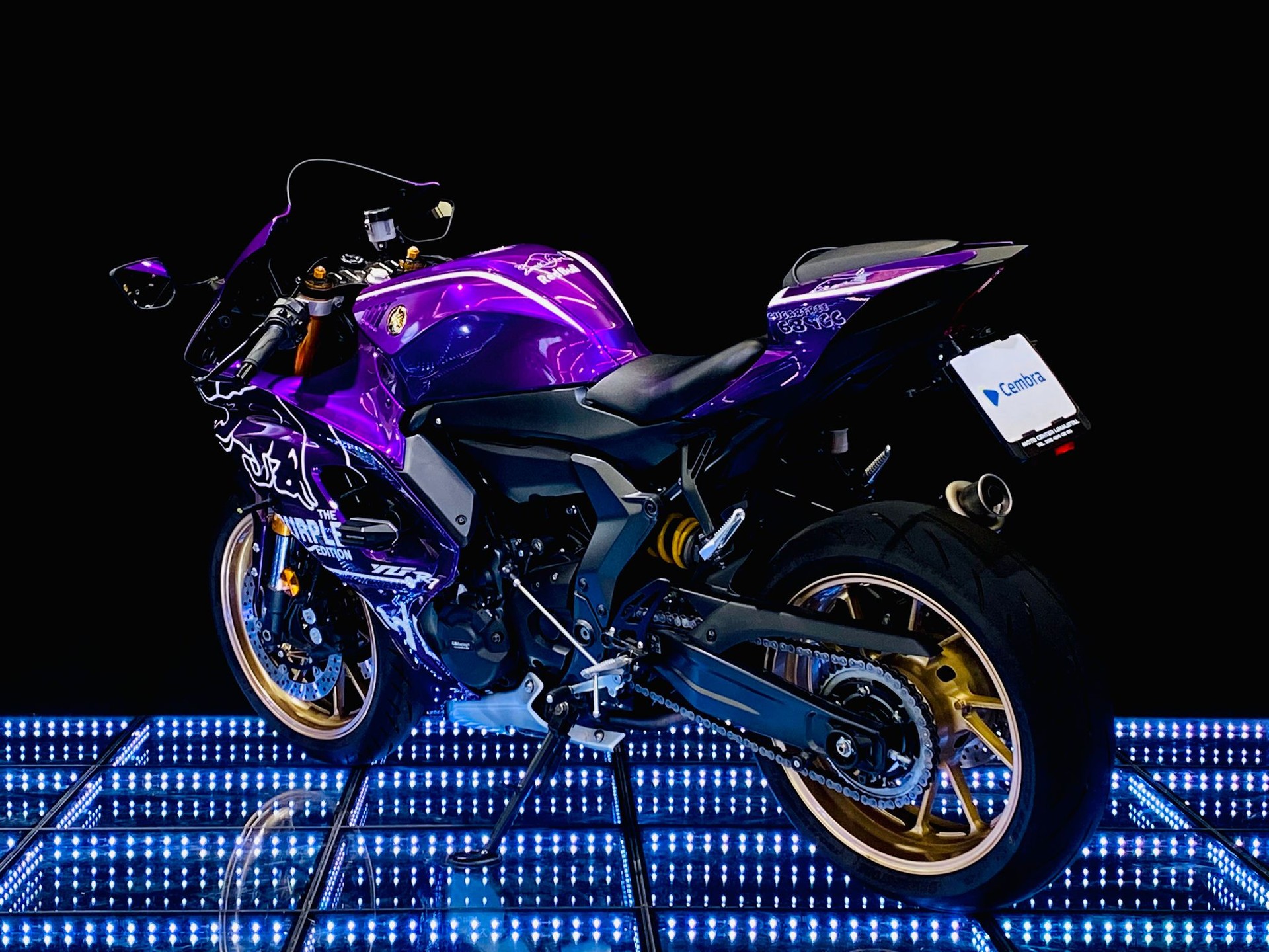 YAMAHA YZF-R7 Red Bull Purple Edt. (35kW)-image-4