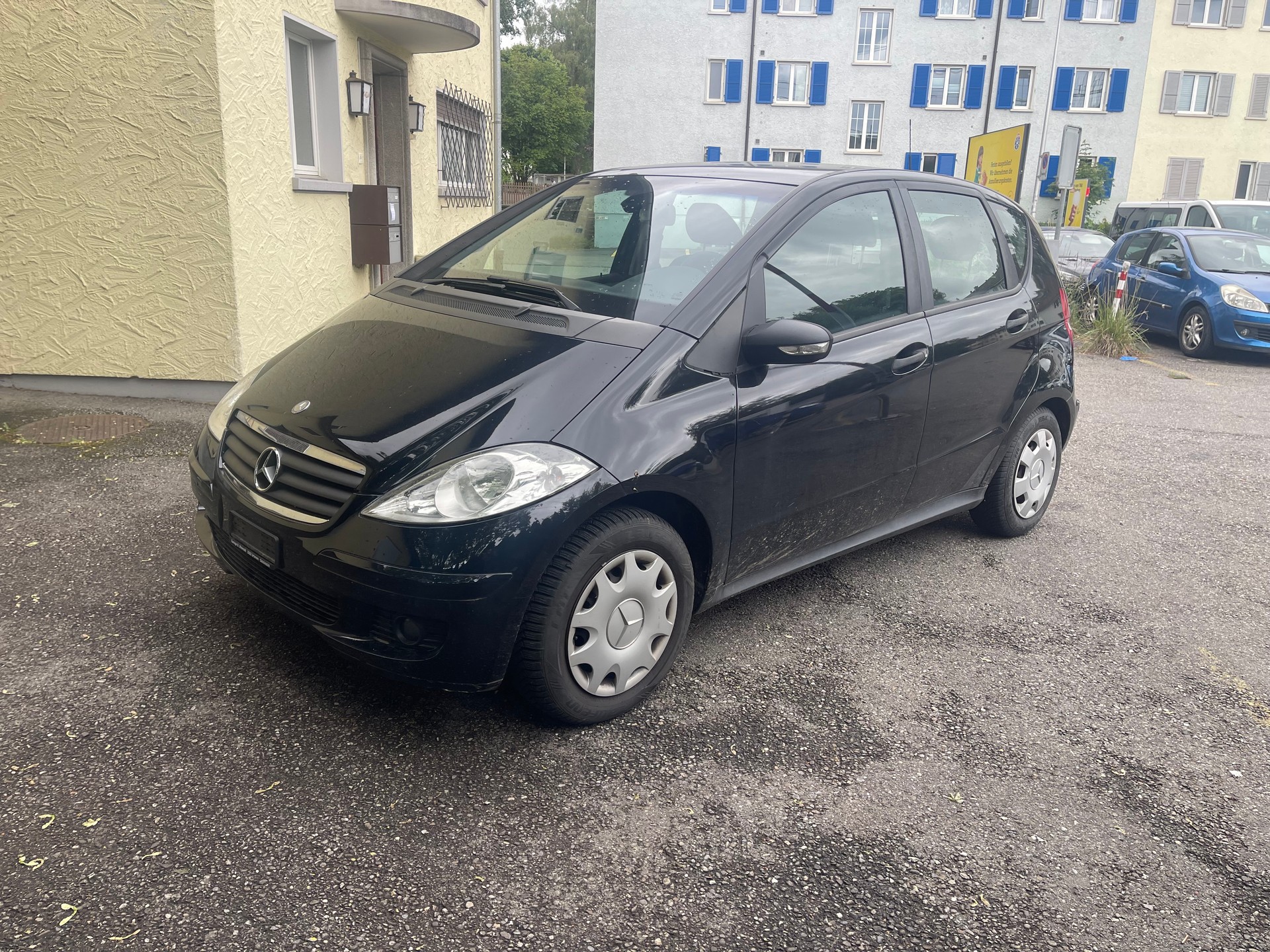 MERCEDES-BENZ A 170 Avantgarde-image-3