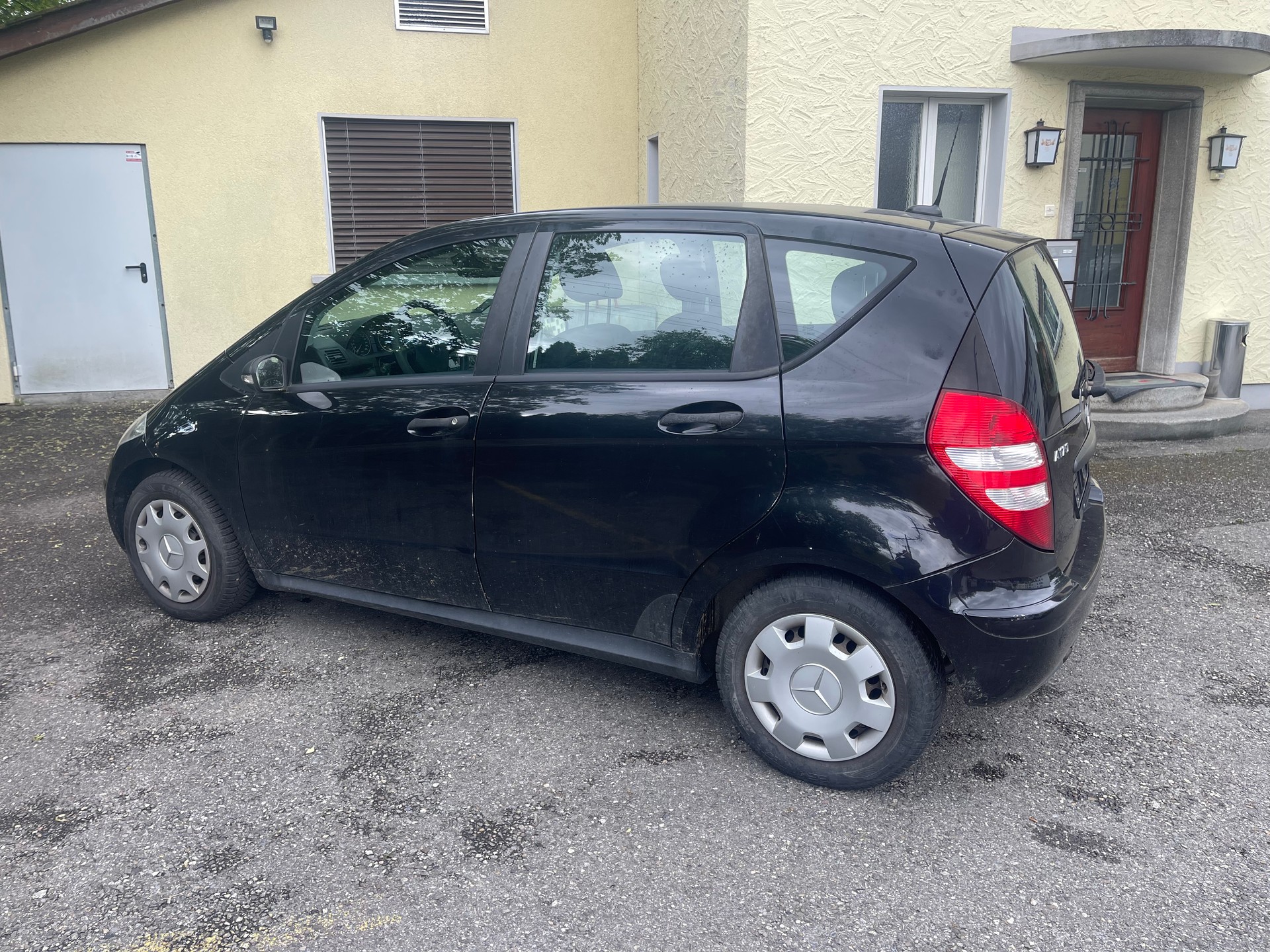 MERCEDES-BENZ A 170 Avantgarde-image-2