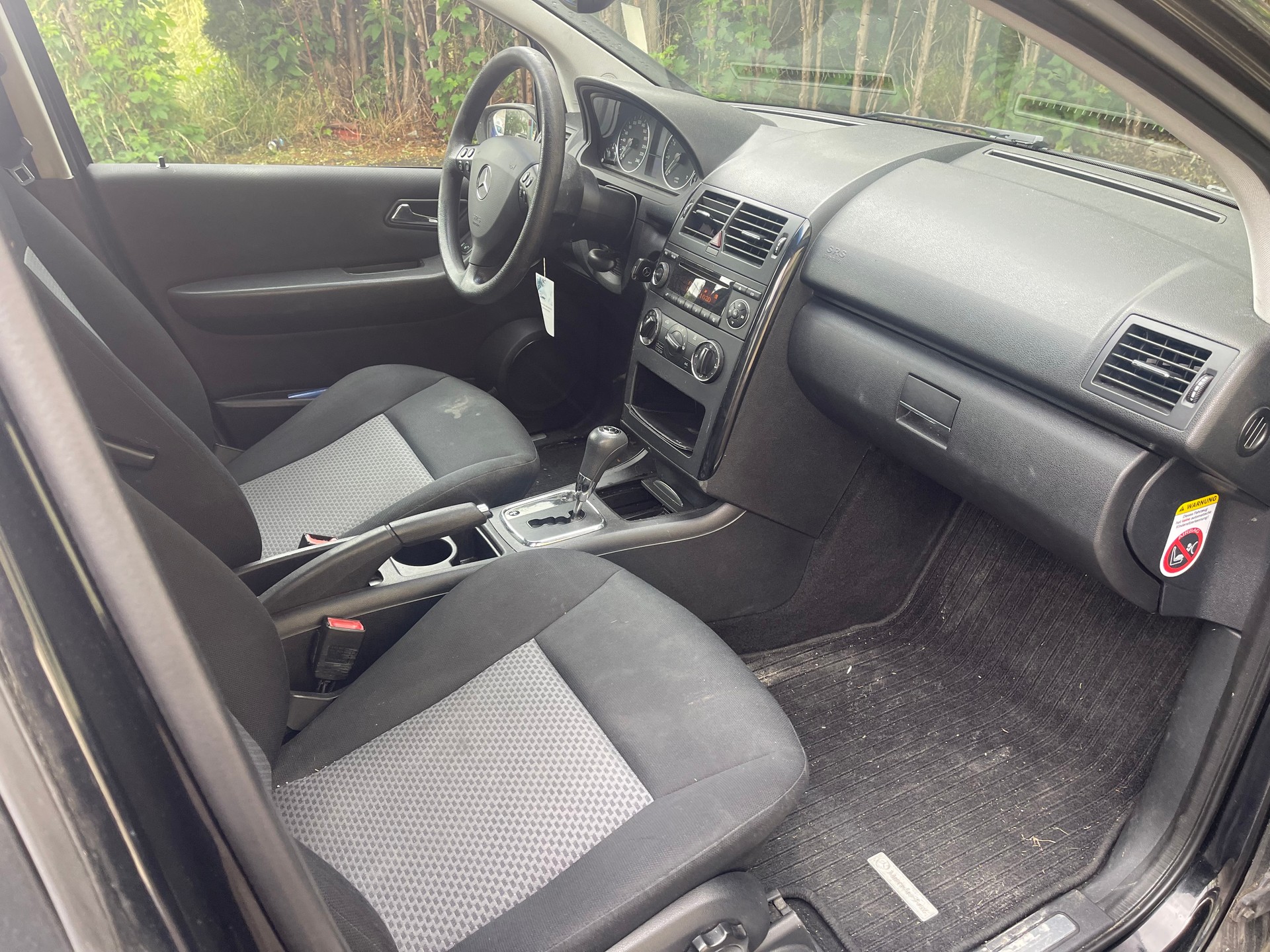 MERCEDES-BENZ A 170 Avantgarde-image-6