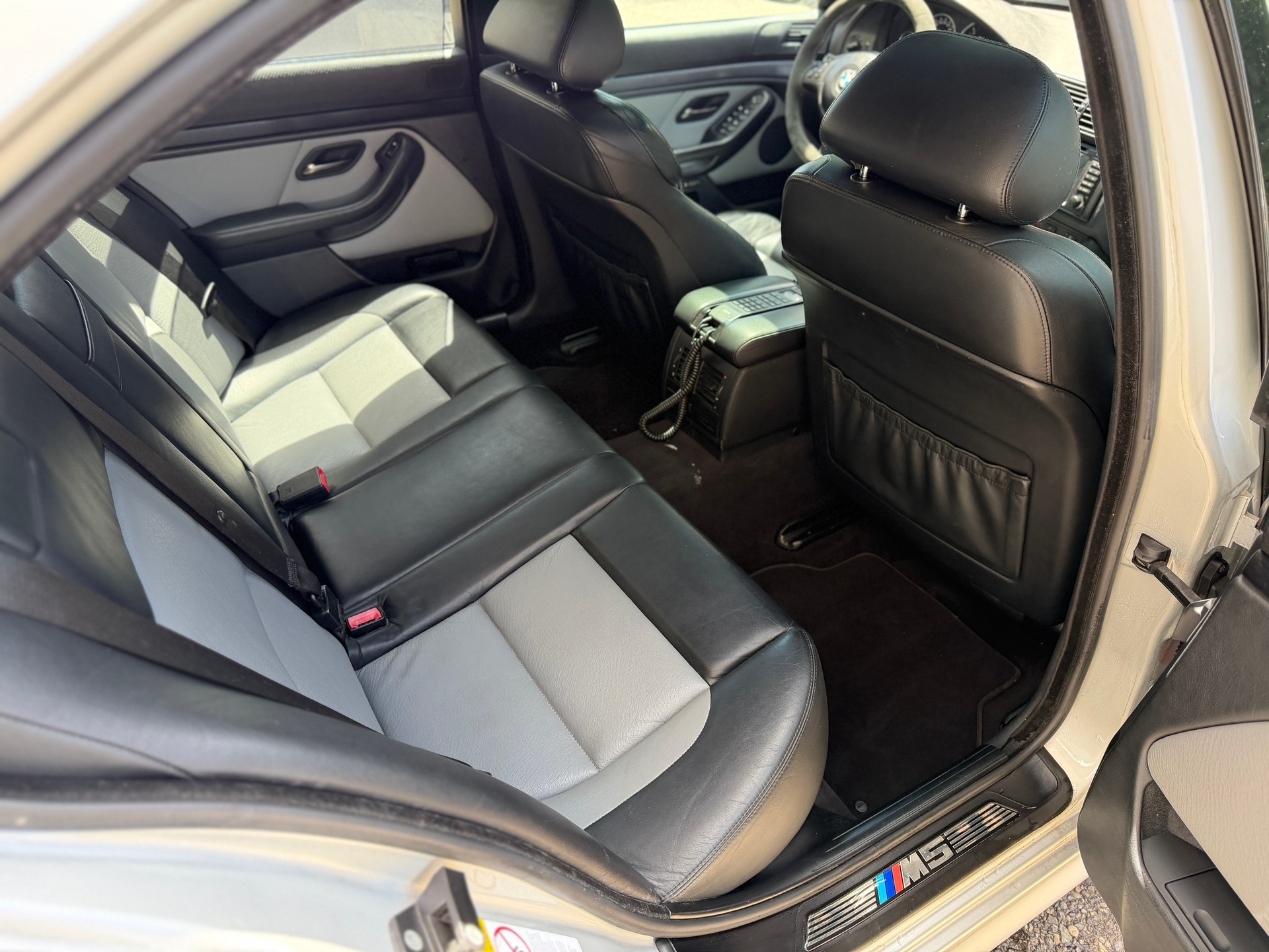 BMW M5 E39 5.0 V8-image-14