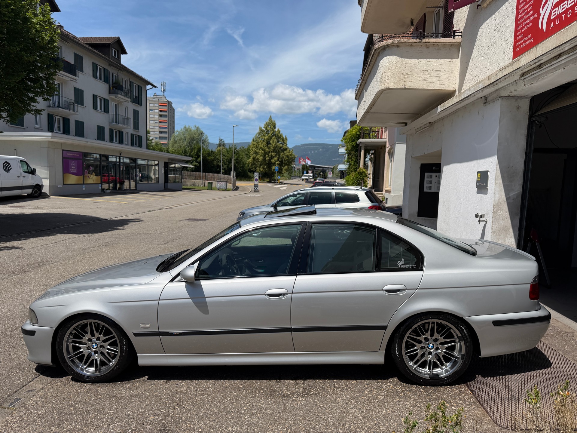 BMW M5 E39 5.0 V8-image-4