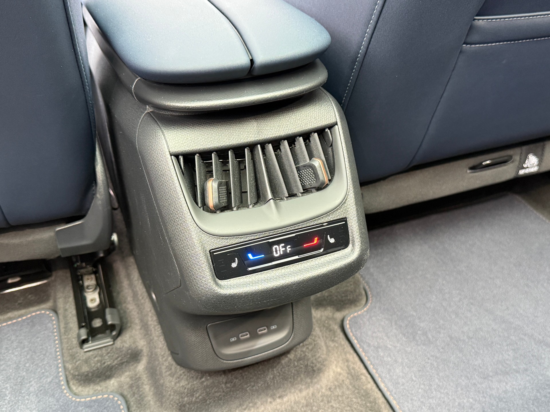 CUPRA Tavascan Type 9 77 kWh Adrenaline mit Wärmepumpe & Anhängerkupplung-image-19