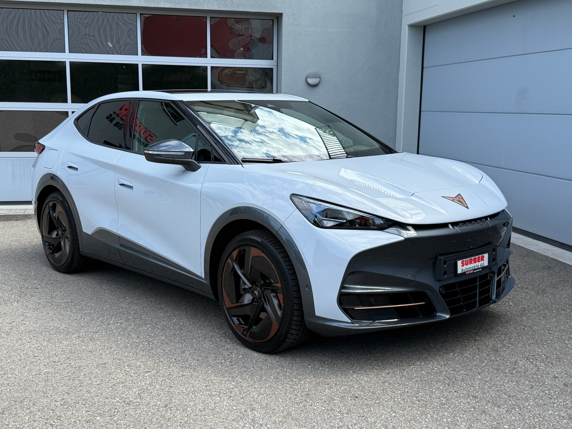 CUPRA Tavascan Type 9 77 kWh Adrenaline mit Wärmepumpe & Anhängerkupplung-image-6