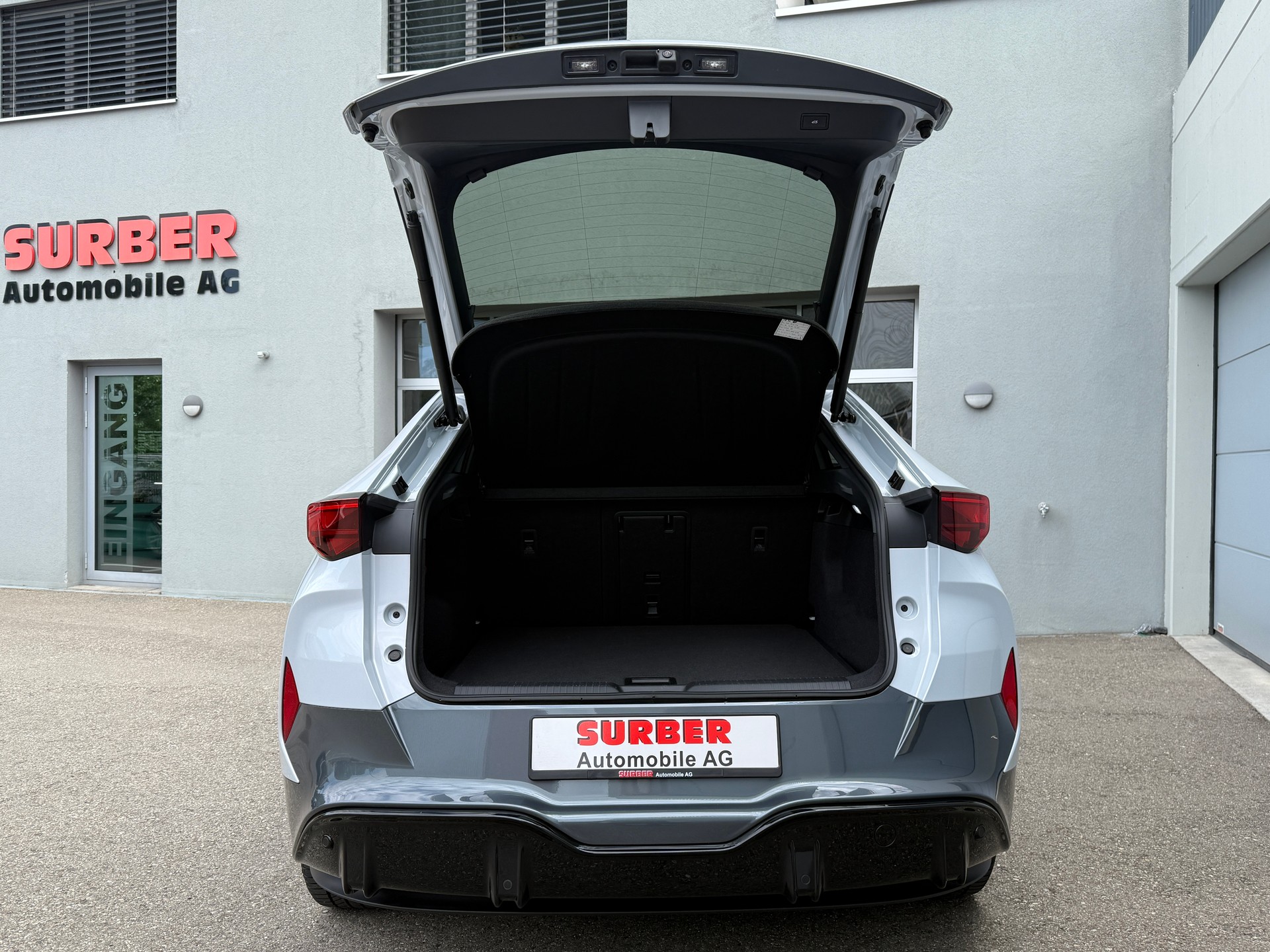 CUPRA Tavascan Type 9 77 kWh Adrenaline mit Wärmepumpe & Anhängerkupplung-image-11