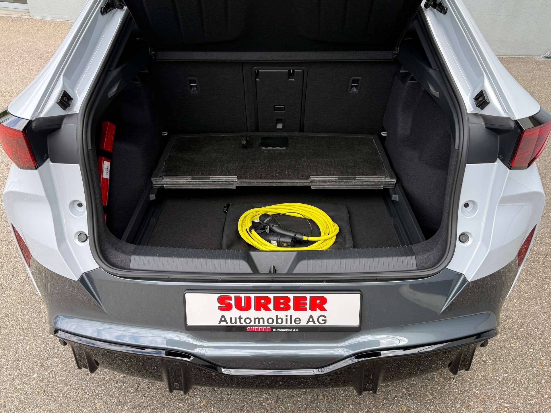CUPRA Tavascan Type 9 77 kWh Adrenaline mit Wärmepumpe & Anhängerkupplung-image-12