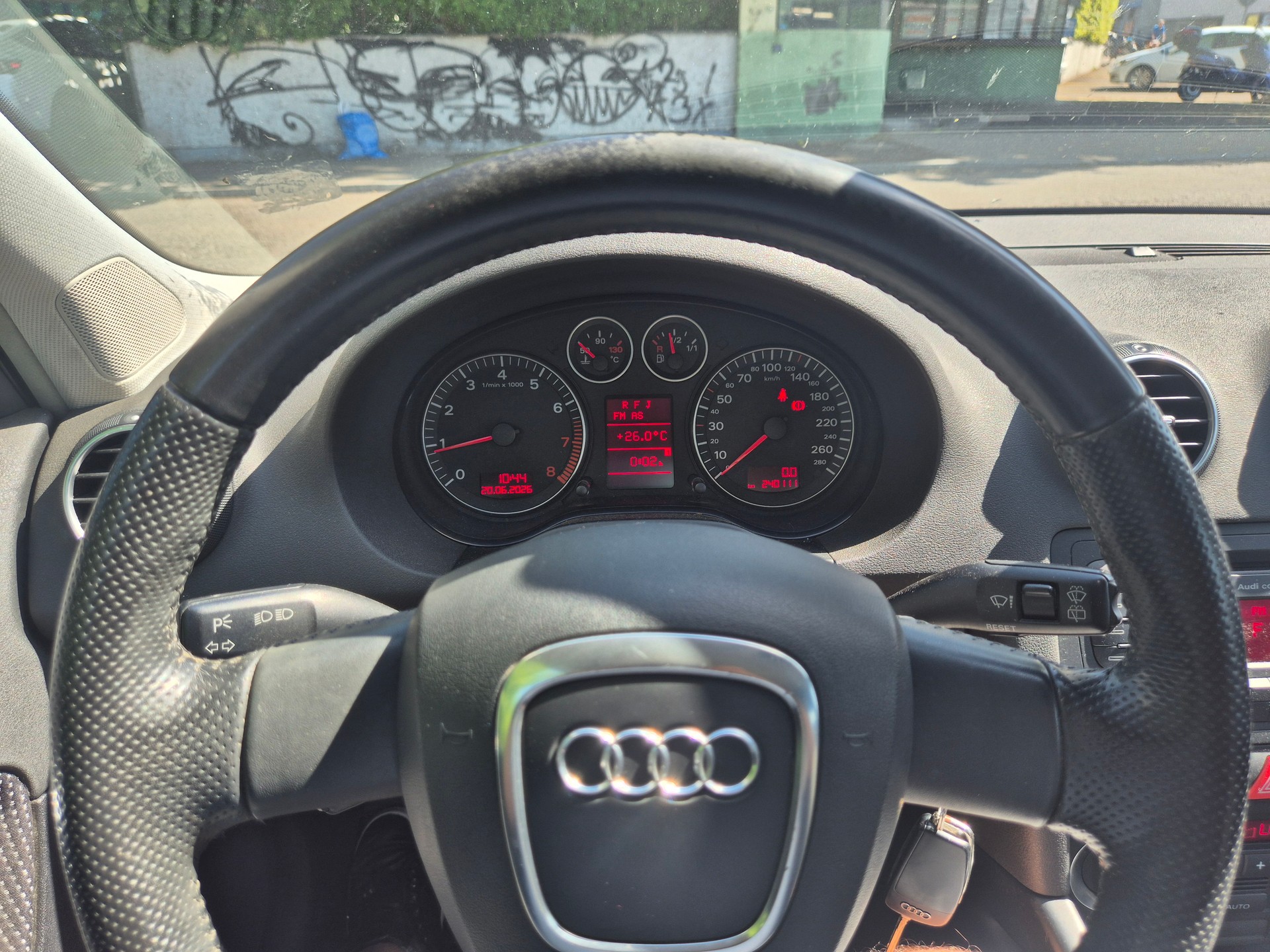 AUDI A3 Sportback 2.0 Turbo FSI Ambition quattro-image-9