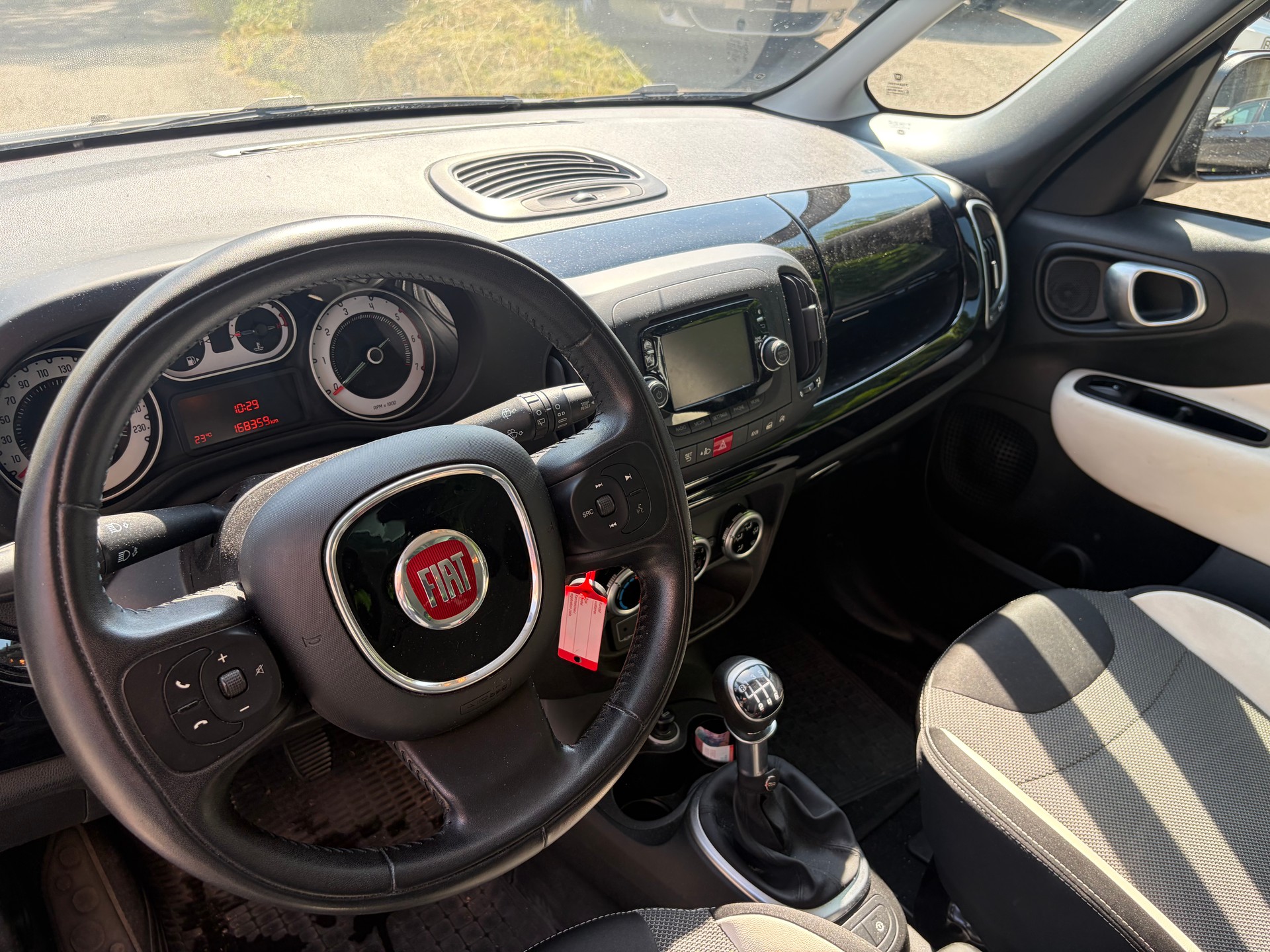 FIAT 500L 1.6 JTD Trekking Go Play Outside-image-8