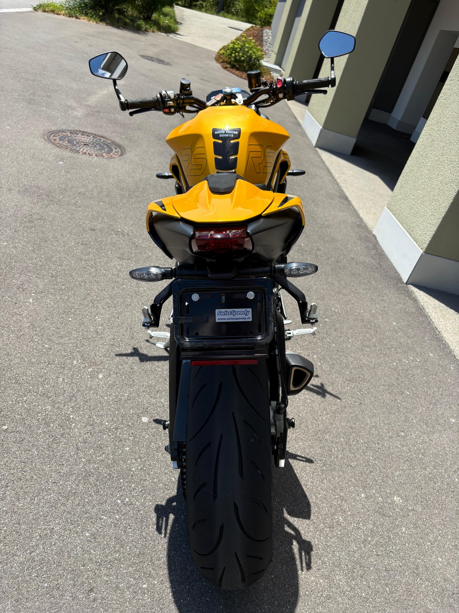TRIUMPH 765 RS-image-3