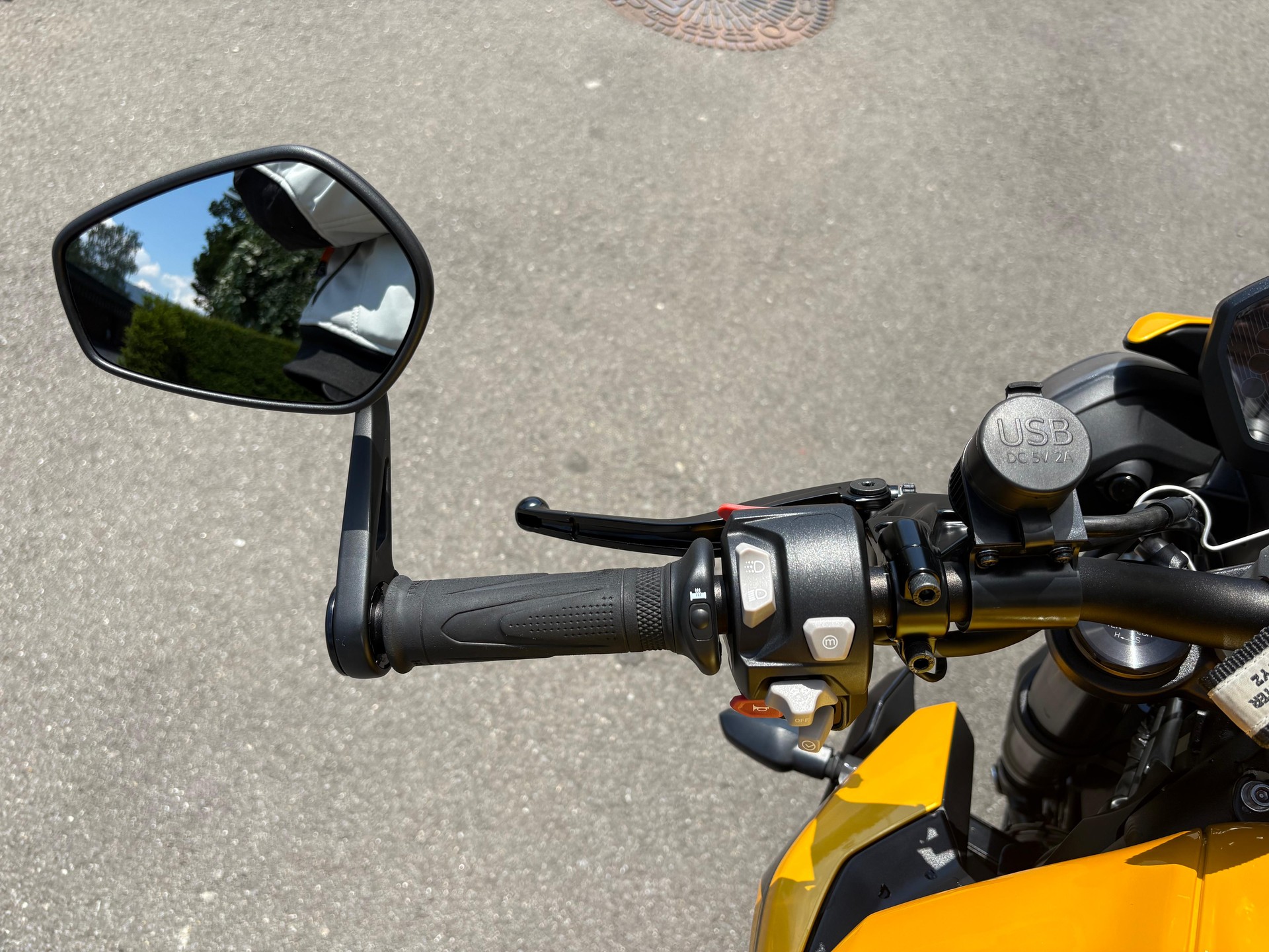 TRIUMPH 765 RS-image-5