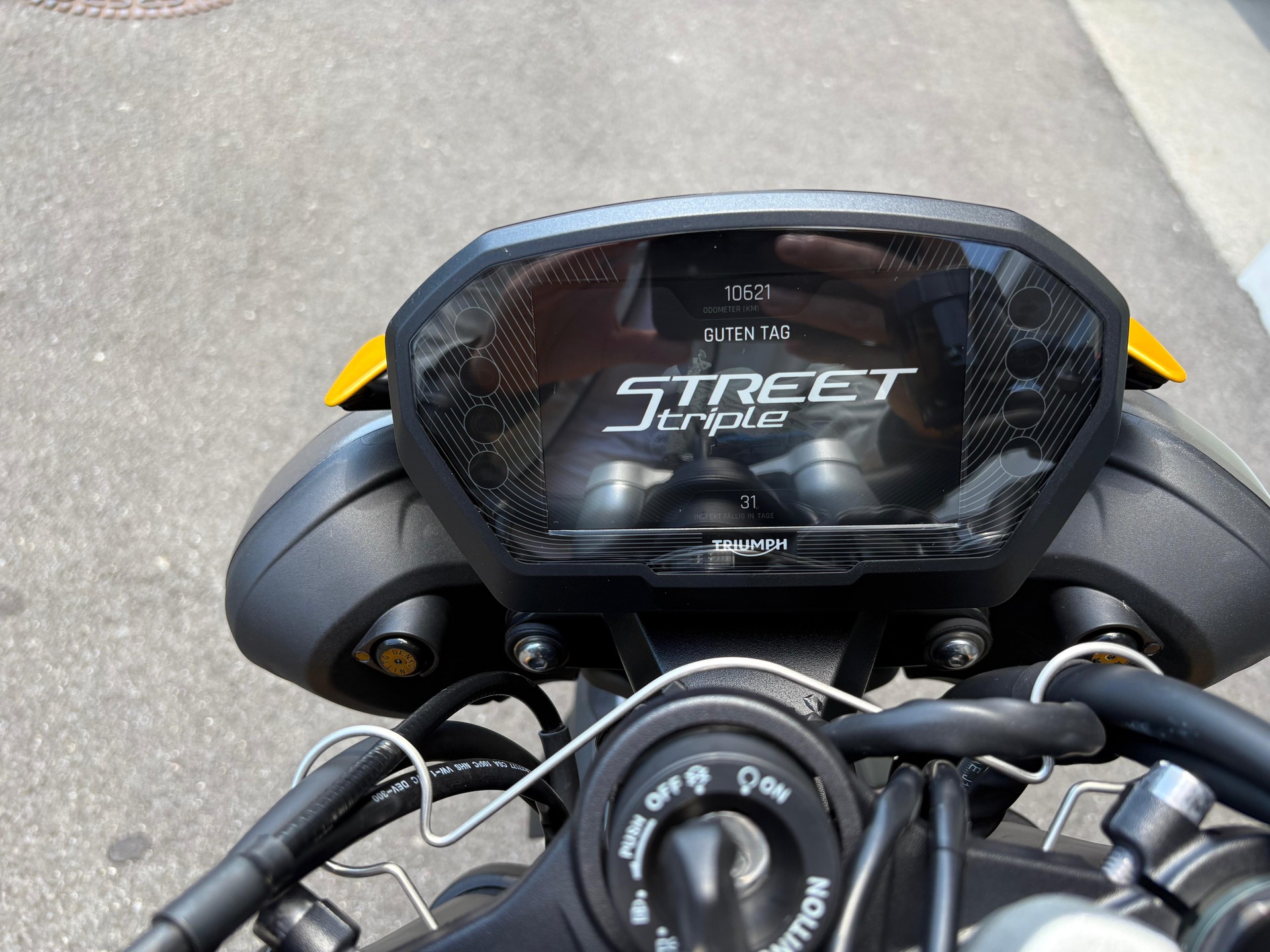 TRIUMPH 765 RS-image-6