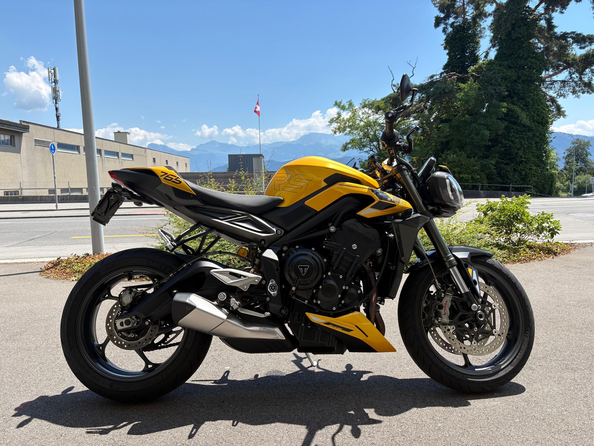 TRIUMPH 765 RS-image-0