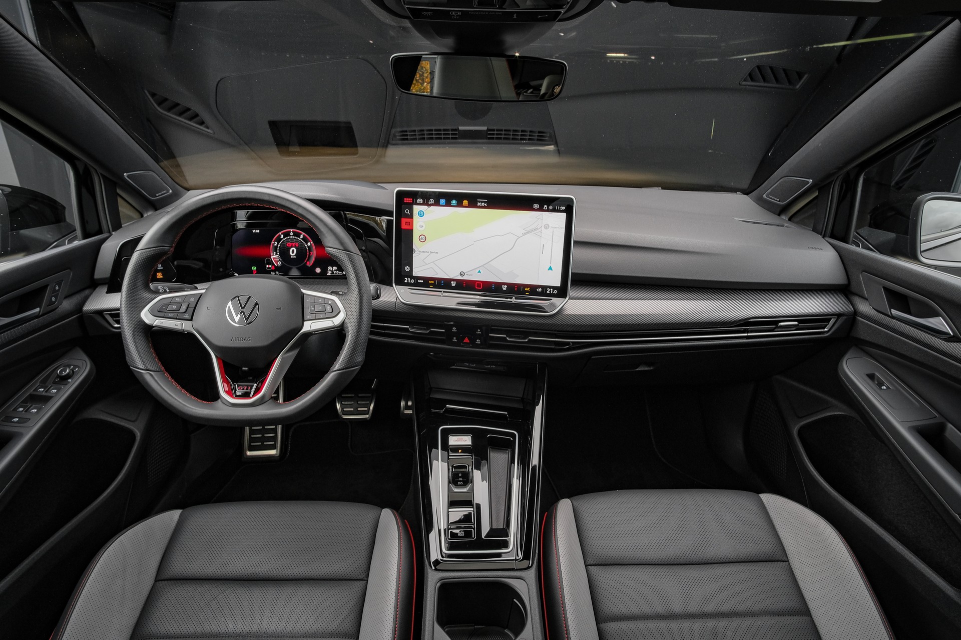 VW Golf 2.0 TSI GTI DSG *VOLLLEDER*-image-13