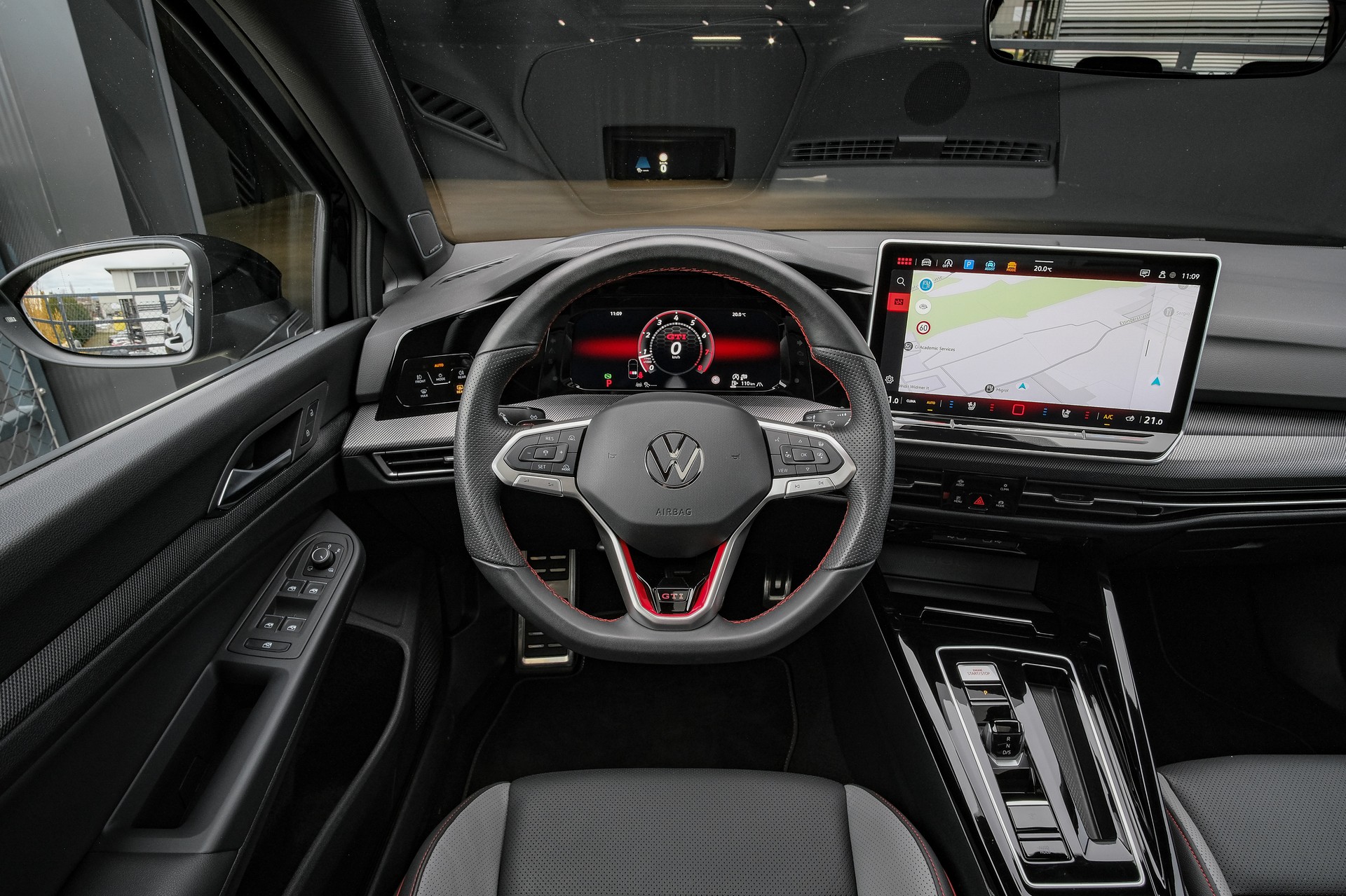 VW Golf 2.0 TSI GTI DSG *VOLLLEDER*-image-14