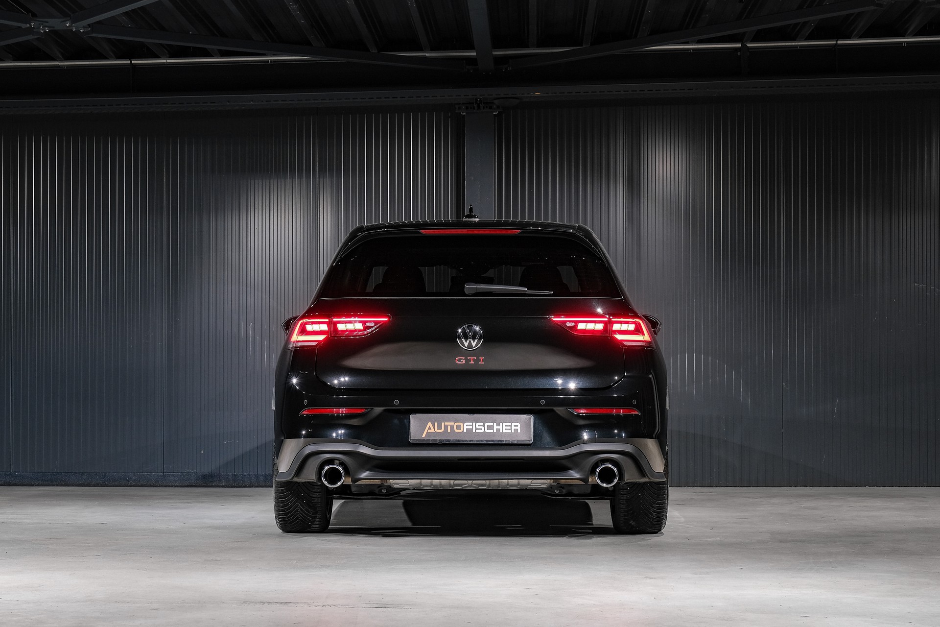 VW Golf 2.0 TSI GTI DSG *VOLLLEDER*-image-5