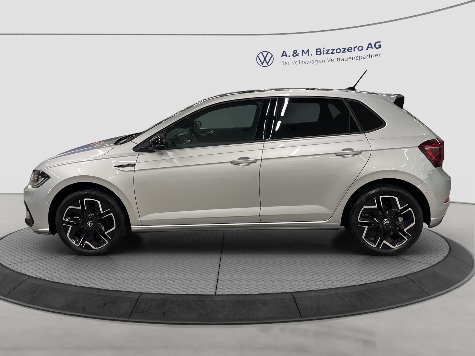 VW Polo 1.0 TSI R-Line United DSG-showroom-element-1