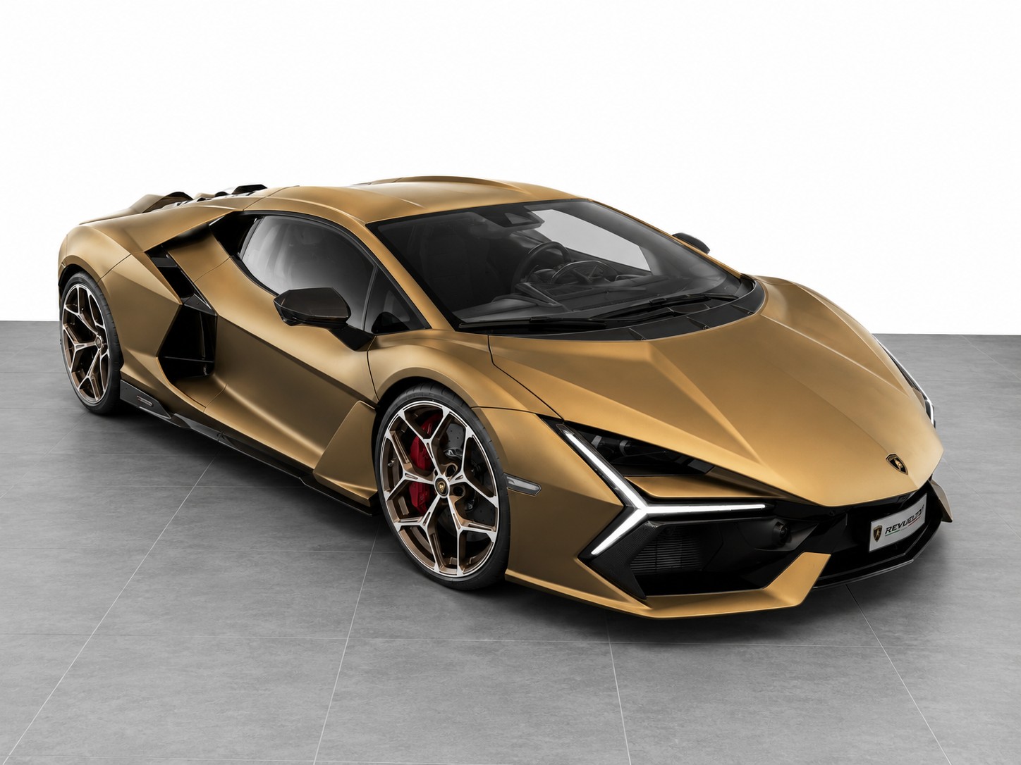 LAMBORGHINI REVUELTO-showroom-element-1