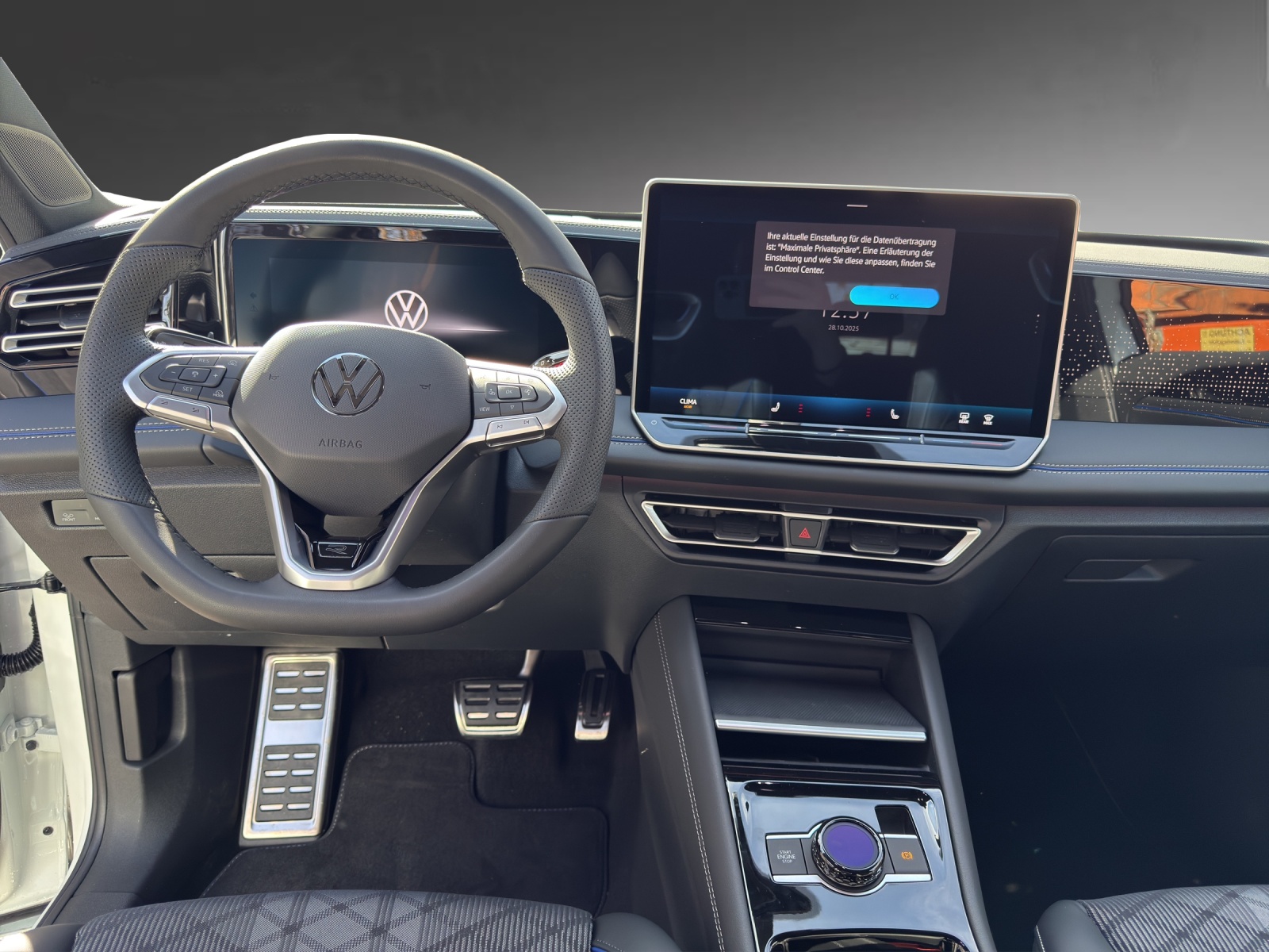 VW Tiguan 2.0 TSI DSG R-Line Plus 4Motion-image-7