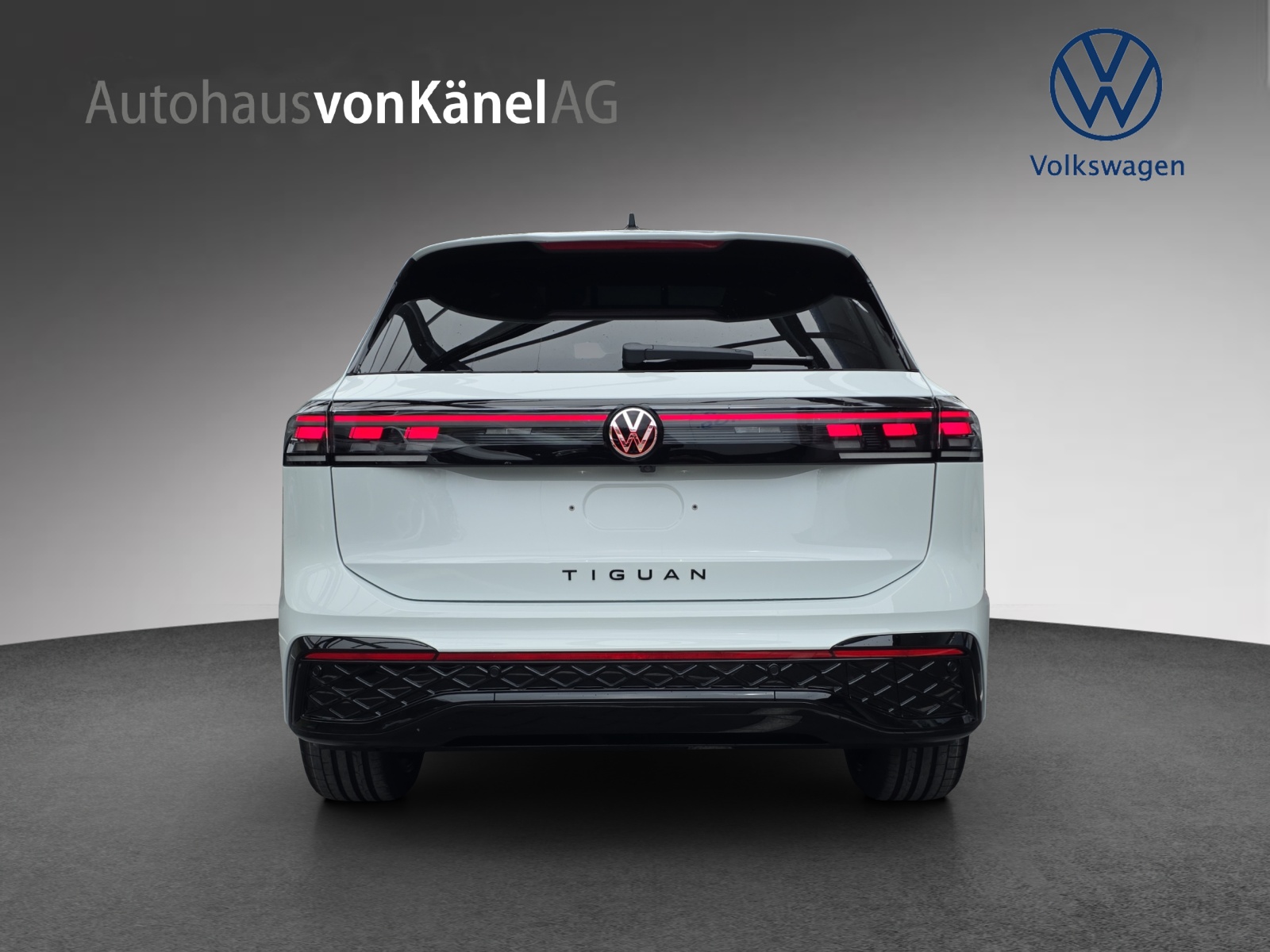 VW Tiguan 2.0 TSI DSG R-Line Plus 4Motion-image-4