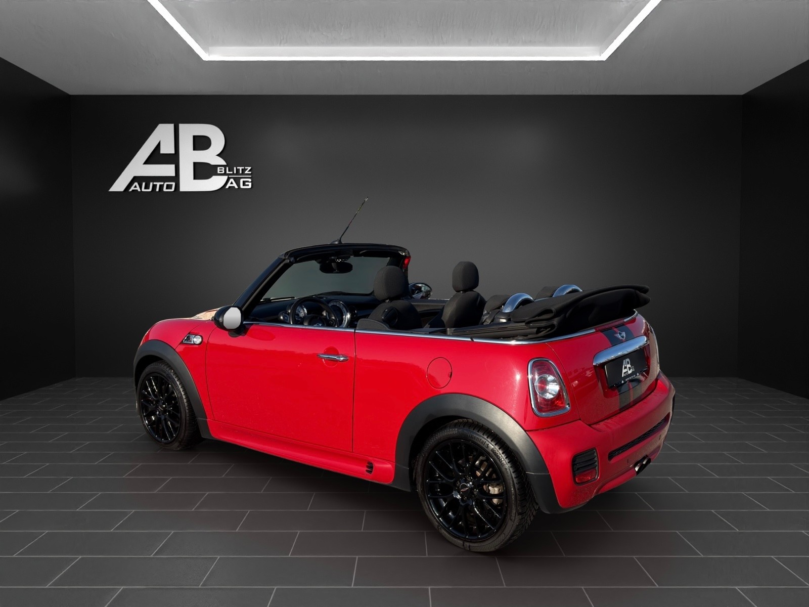 MINI Cooper S Cabriolet Steptronic mit 184 PS-showroom-element-2