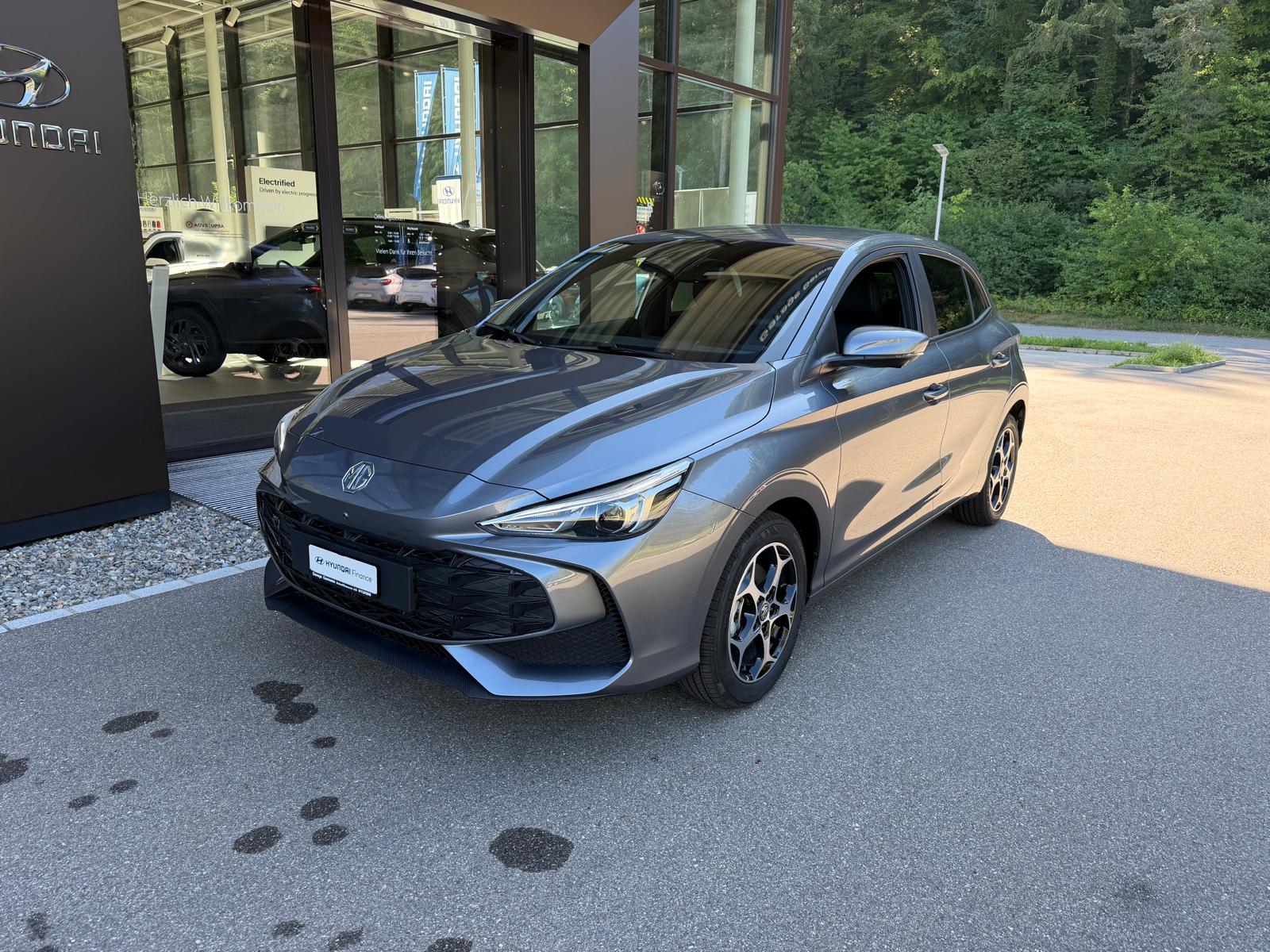 MG 3 1.5 Hybrid Luxury Aut.-showroom-element-1