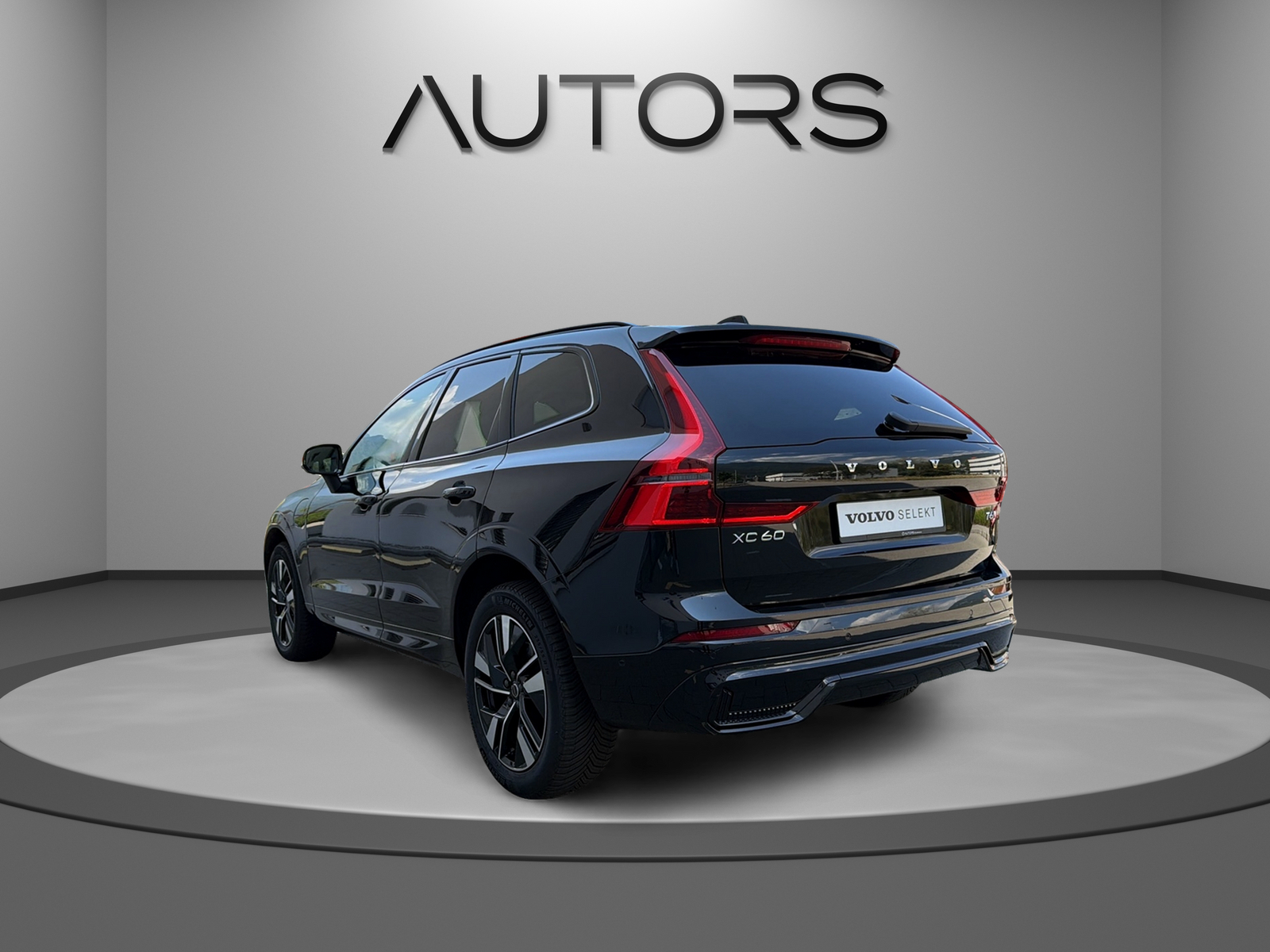 VOLVO XC60 T6 eAWD PluginHybrid Plus Dark Geartronic-showroom-element-2