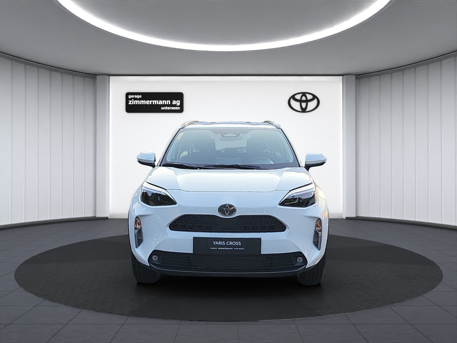 TOYOTA Yaris Cross 1.5 VVT-i HSD Comf-showroom-element-1