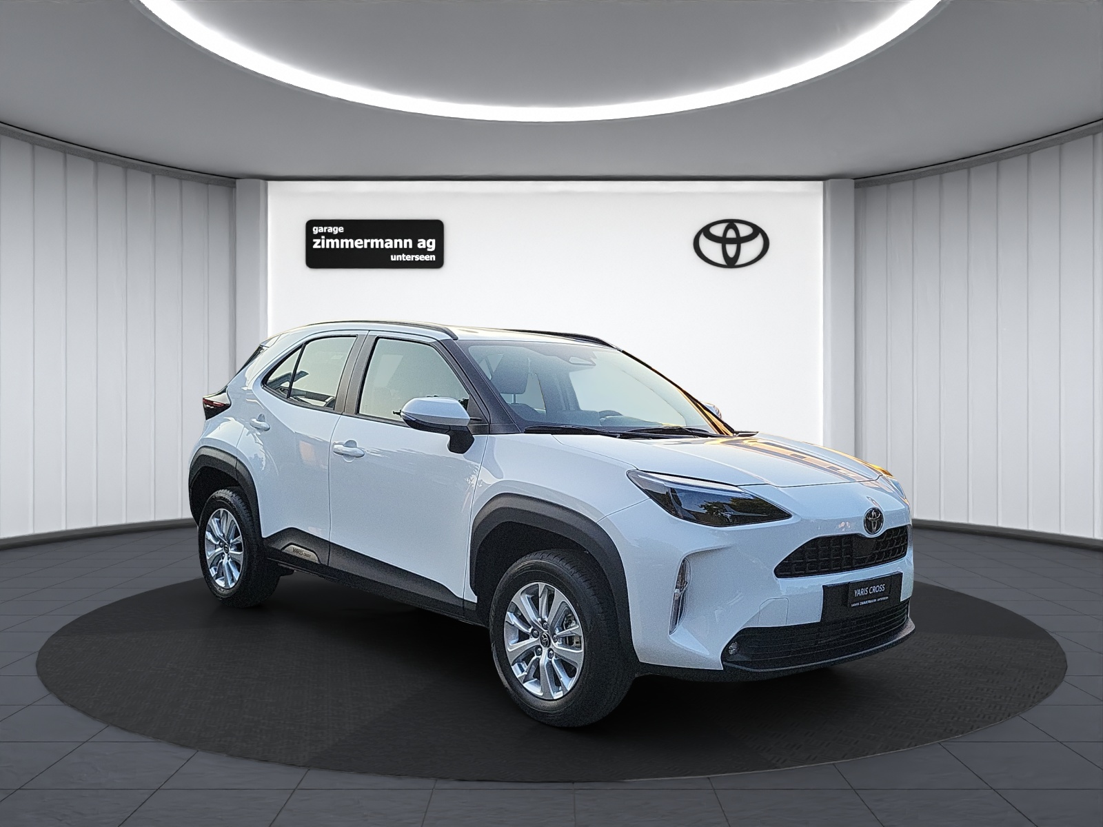 TOYOTA Yaris Cross 1.5 VVT-i HSD Comf-showroom-element-2