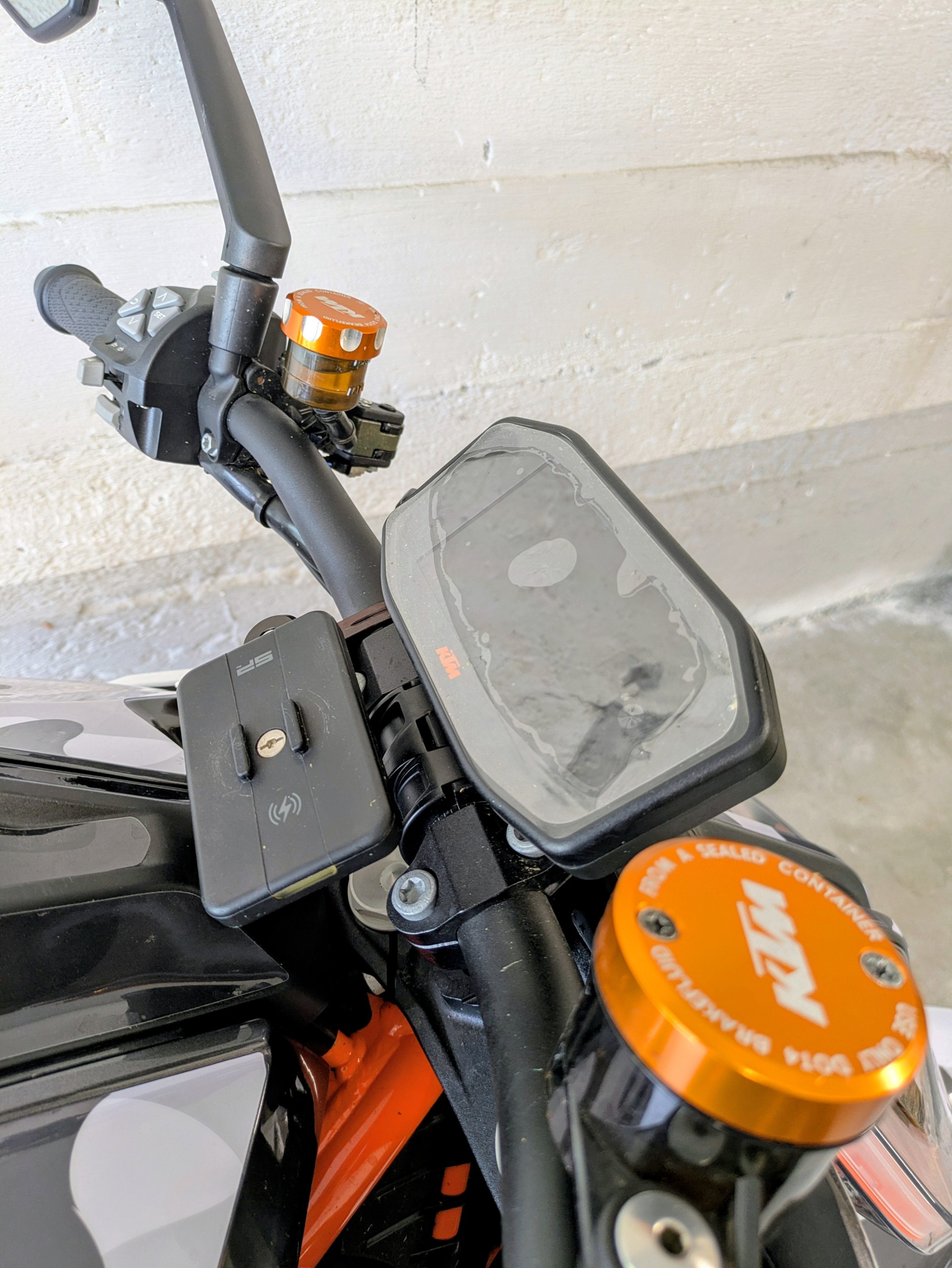 KTM 1290 Super Duke R-image-3