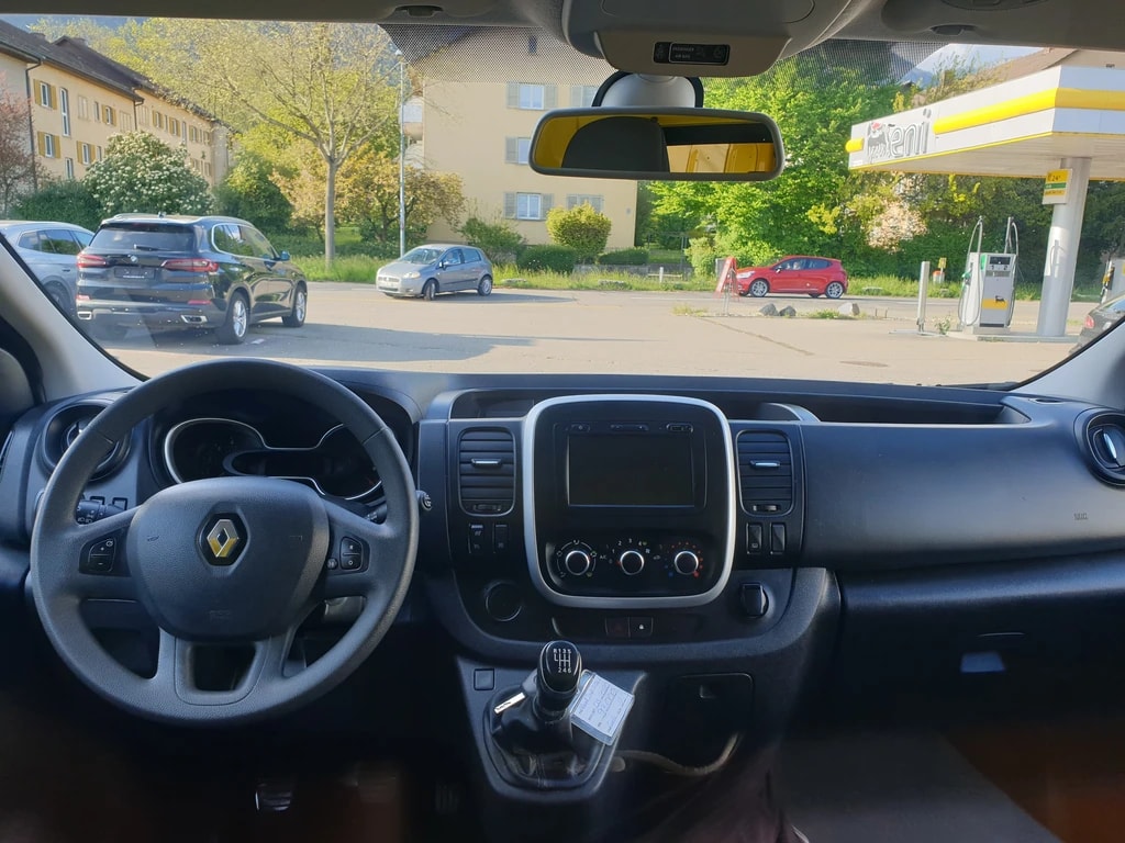 RENAULT Trafic 2.0 ENERGY dCi145 3.0t Business L2H1 ** 146 PS ** Navi ** RF-Kamera ** AHK ** 3-Plätzer ** Werkstatt-Einrichtung-image-8