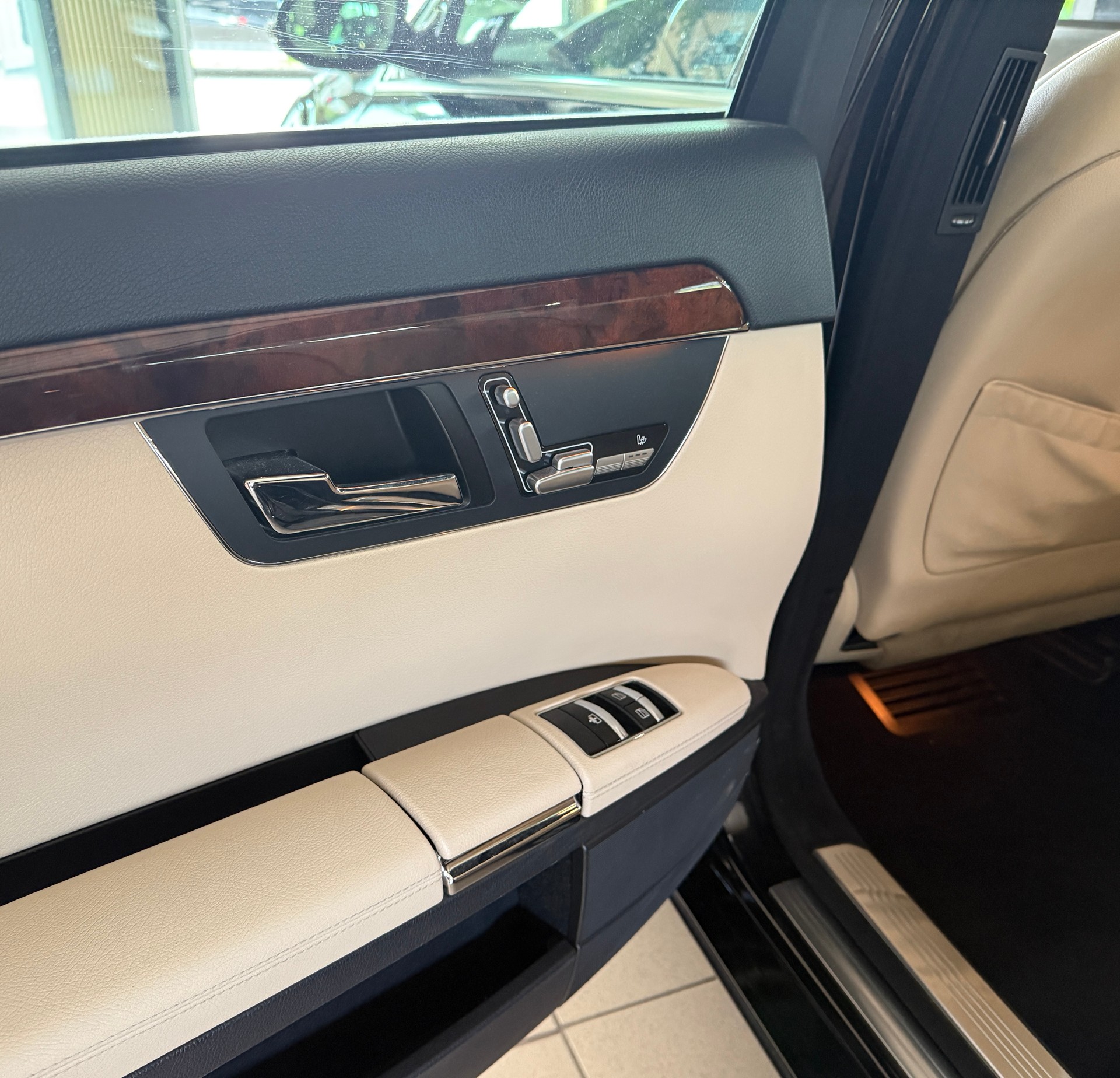 MERCEDES-BENZ S 350 L 7G-Tronic-image-14