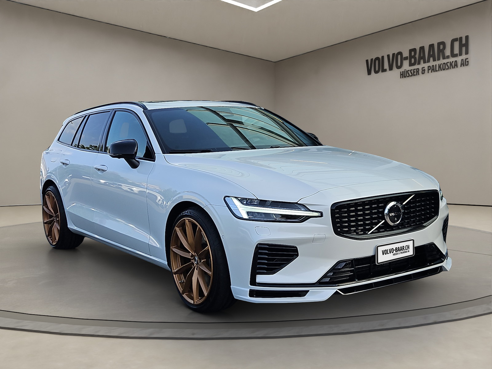 VOLVO V60 2.0 T6 TE Ultra Dark eAWD-image-6