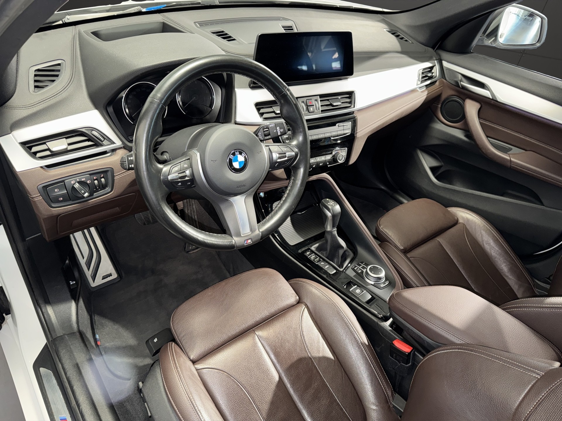 BMW X1 25e xDrive-image-8