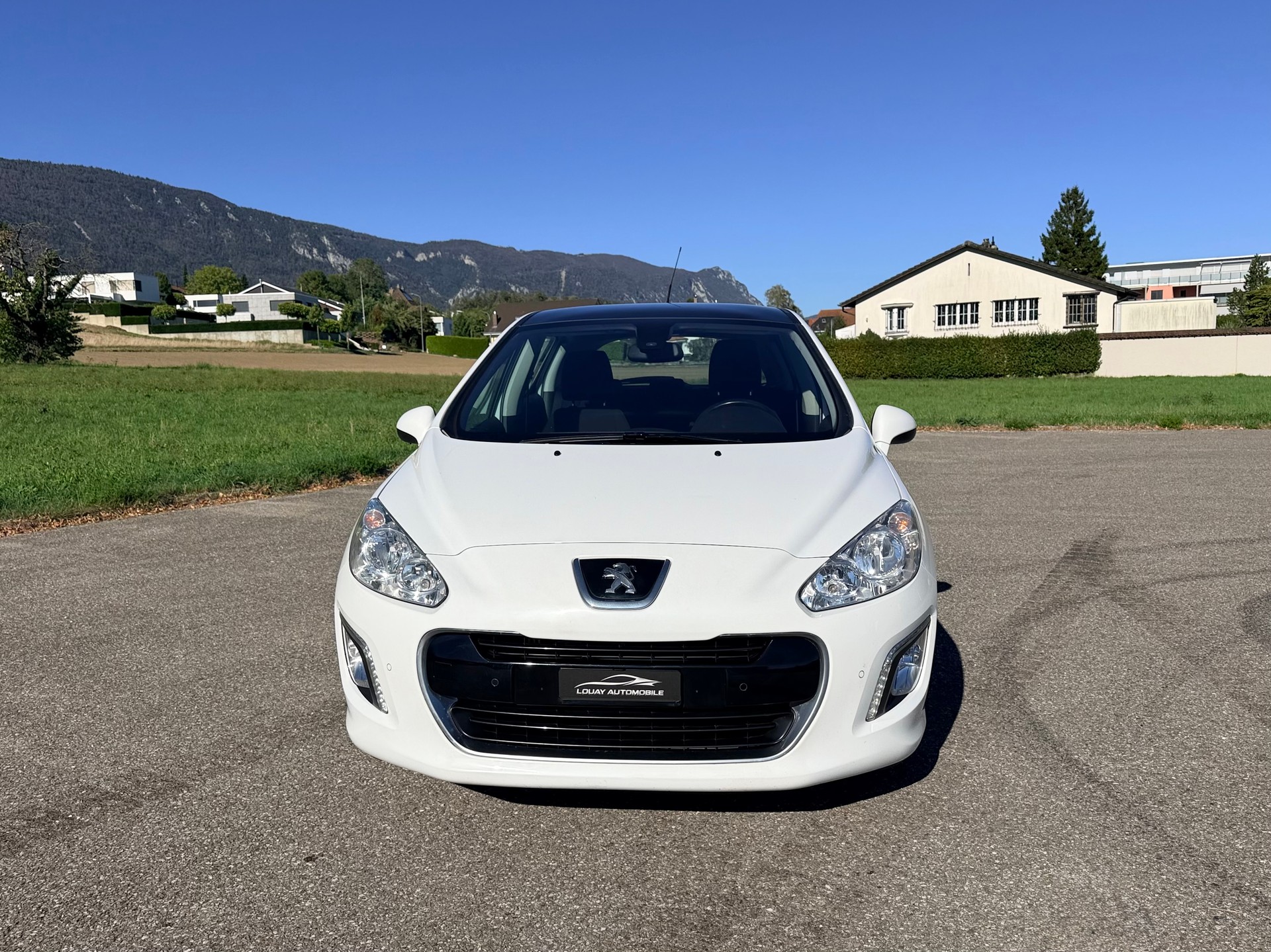 PEUGEOT 308 1.6 16V T Sport Pack Automatic-showroom-element-2