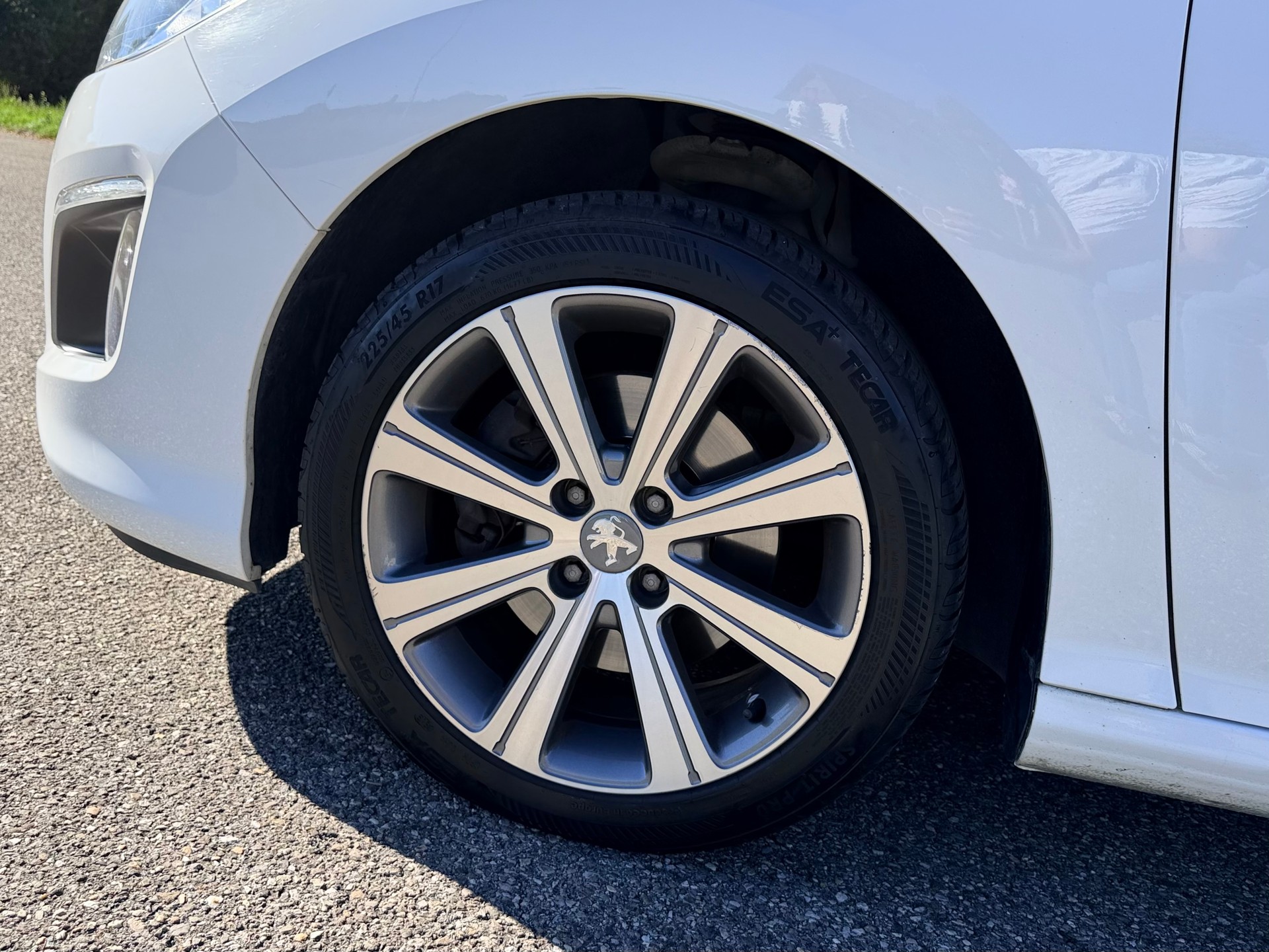 PEUGEOT 308 1.6 16V T Sport Pack Automatic-image-9