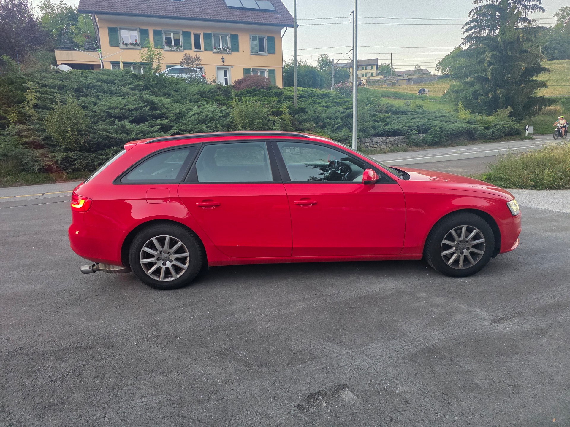 AUDI A4 Avant 1.8 TFSI quattro-image-4