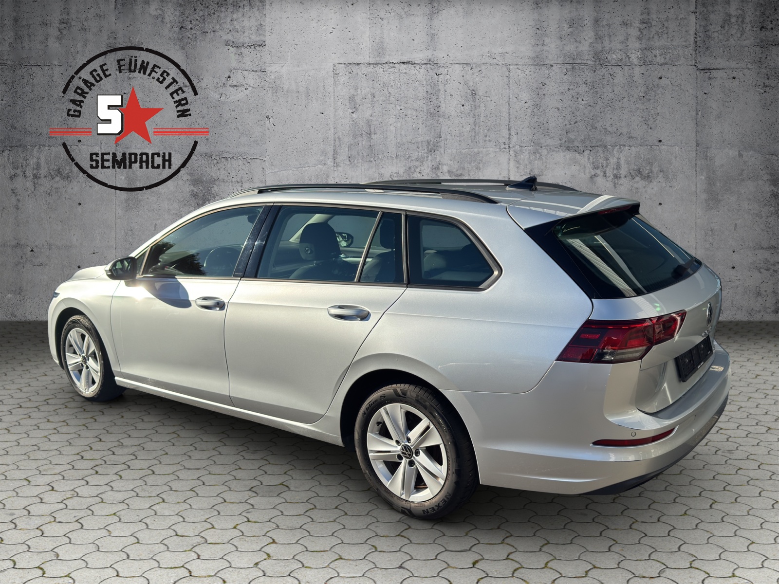 VW Golf Variant 1.0 eTSI mHEV Life DSG-showroom-element-2