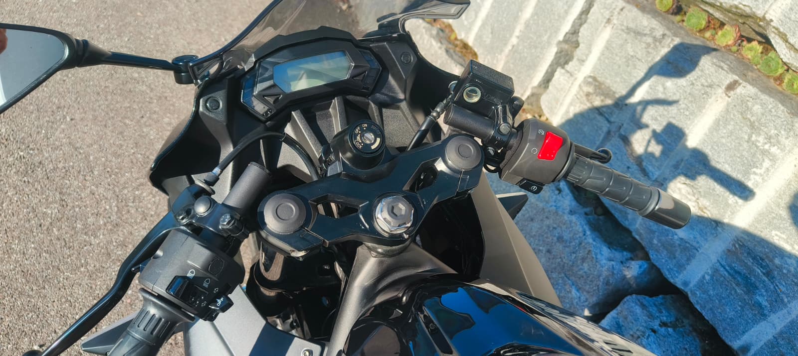 KAWASAKI Ninja 125-image-4