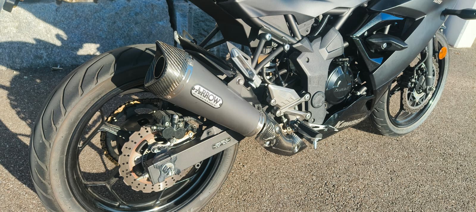 KAWASAKI Ninja 125-image-2