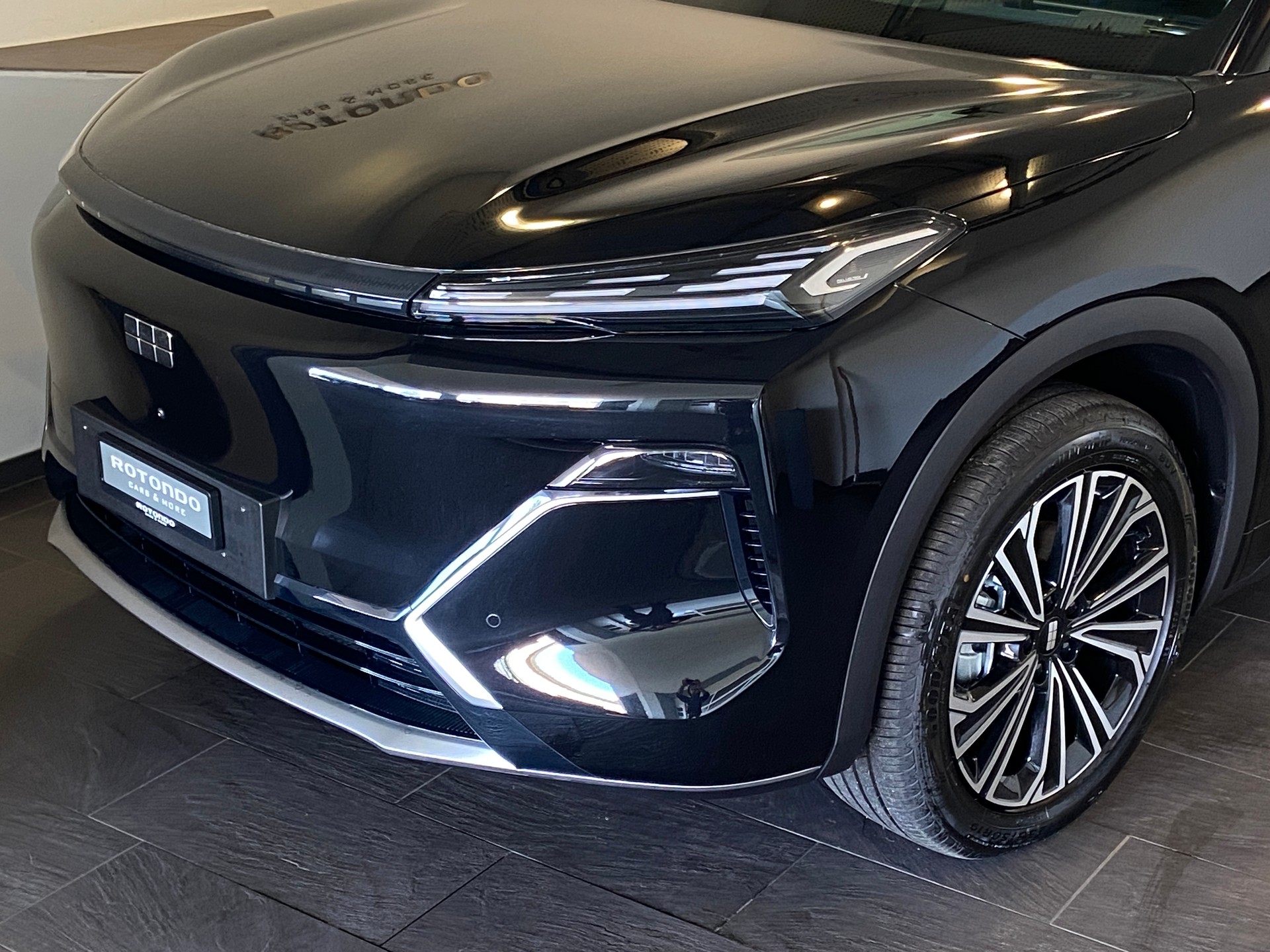 GEELY Starray MAX+ PHEV-showroom-element-2