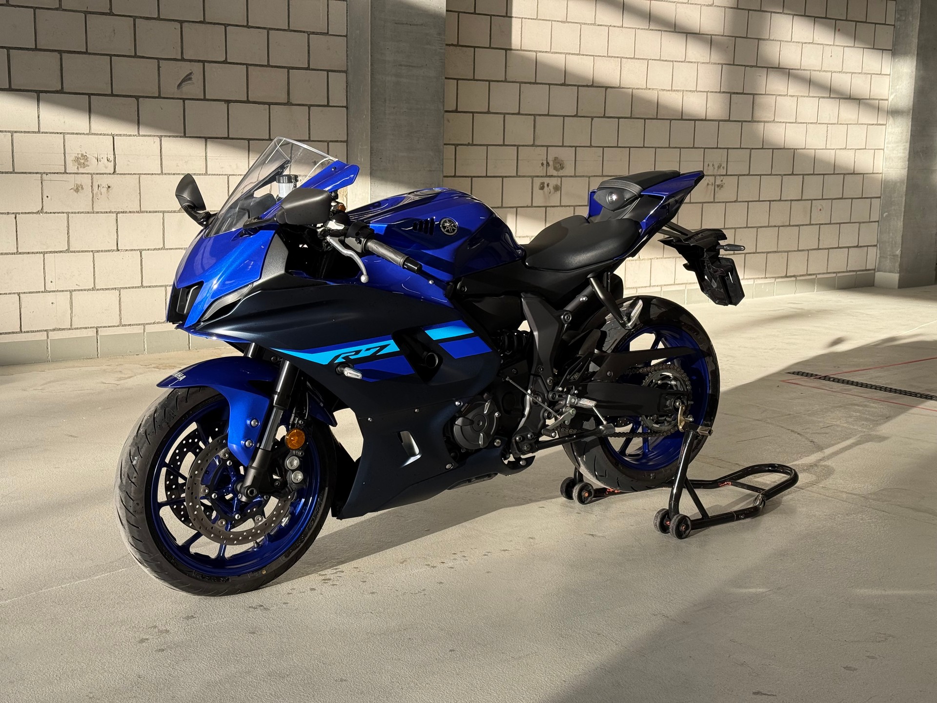 YAMAHA YZF-R7 (35kW)-image-0